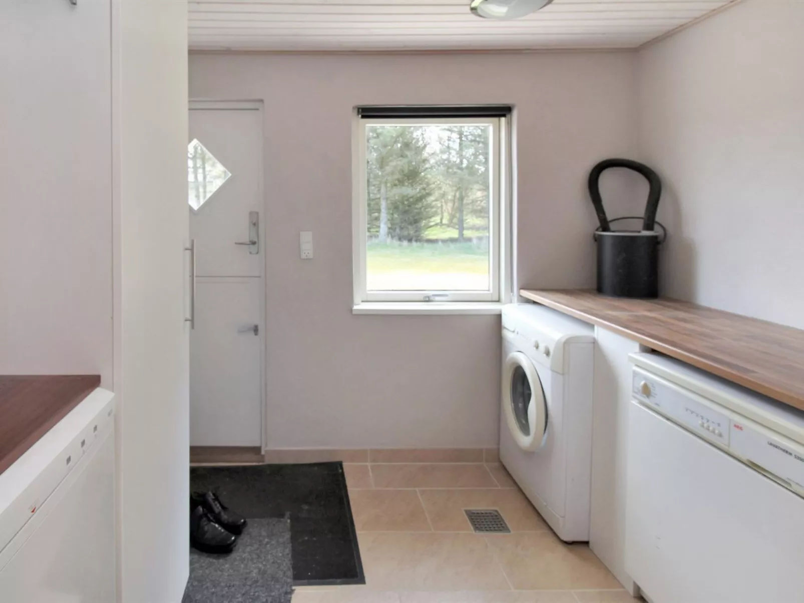 "Micaela" - 650m from the sea-Dedans