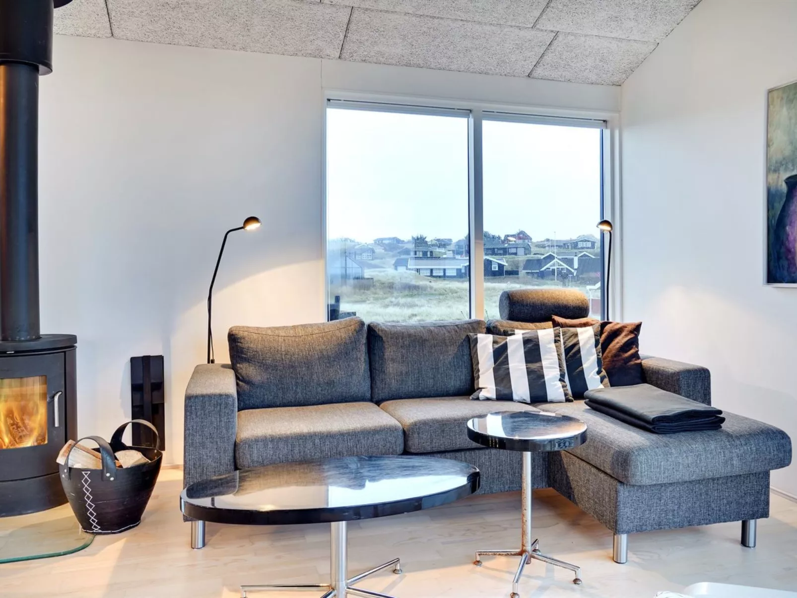 "Skade" - 75m from the sea-Inside