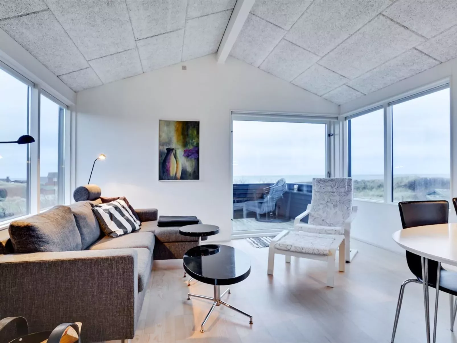 "Skade" - 75m from the sea-Inside