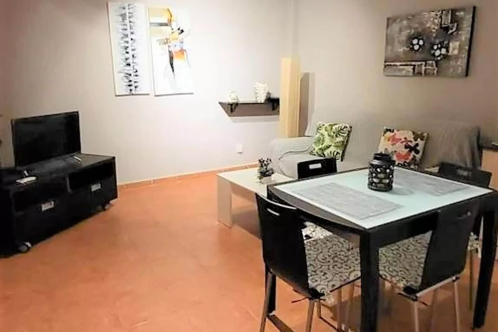 Natura Casa con patio privado 4 pax-Living room