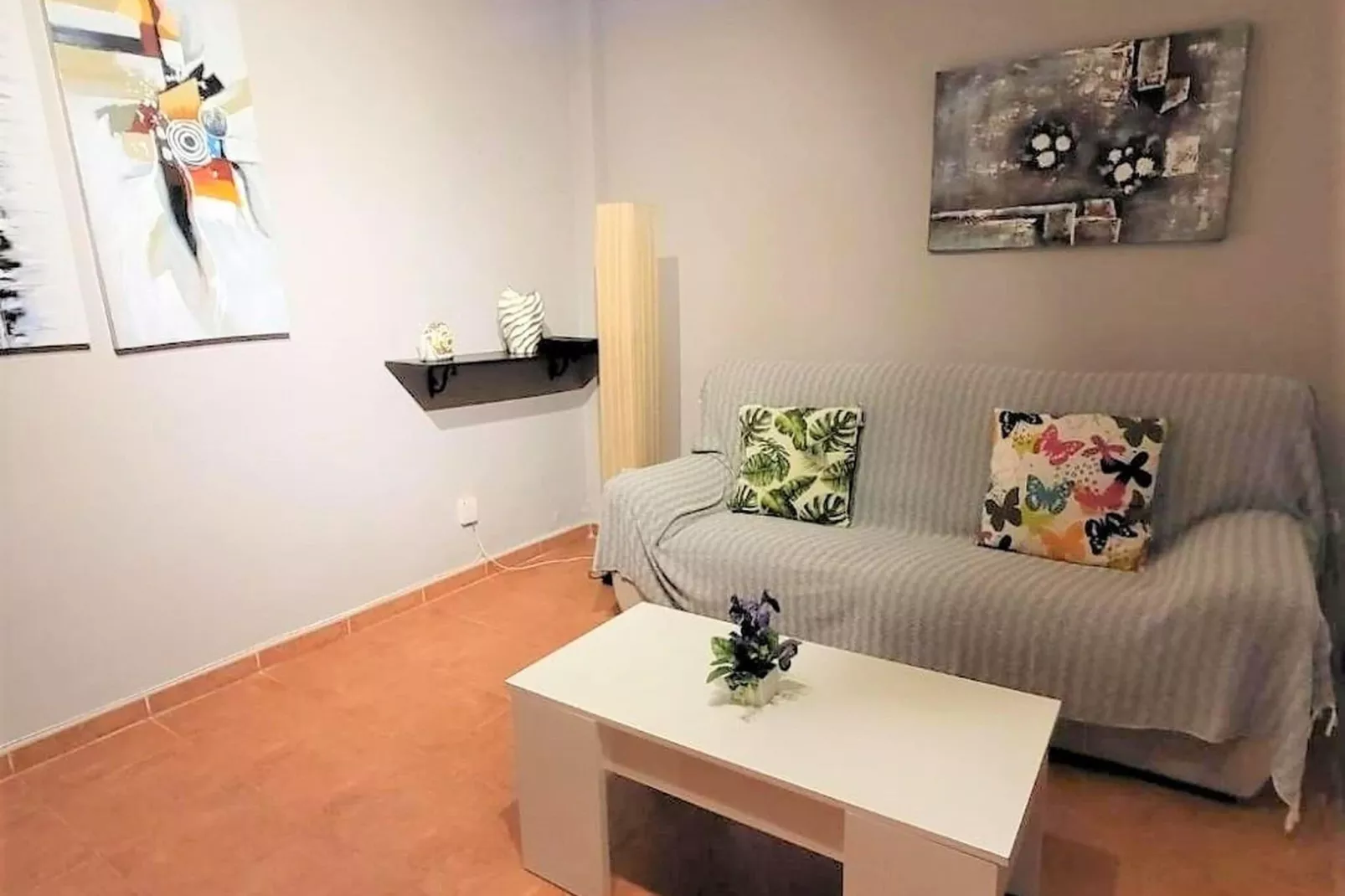 Natura Casa con patio privado 4 pax-Living room