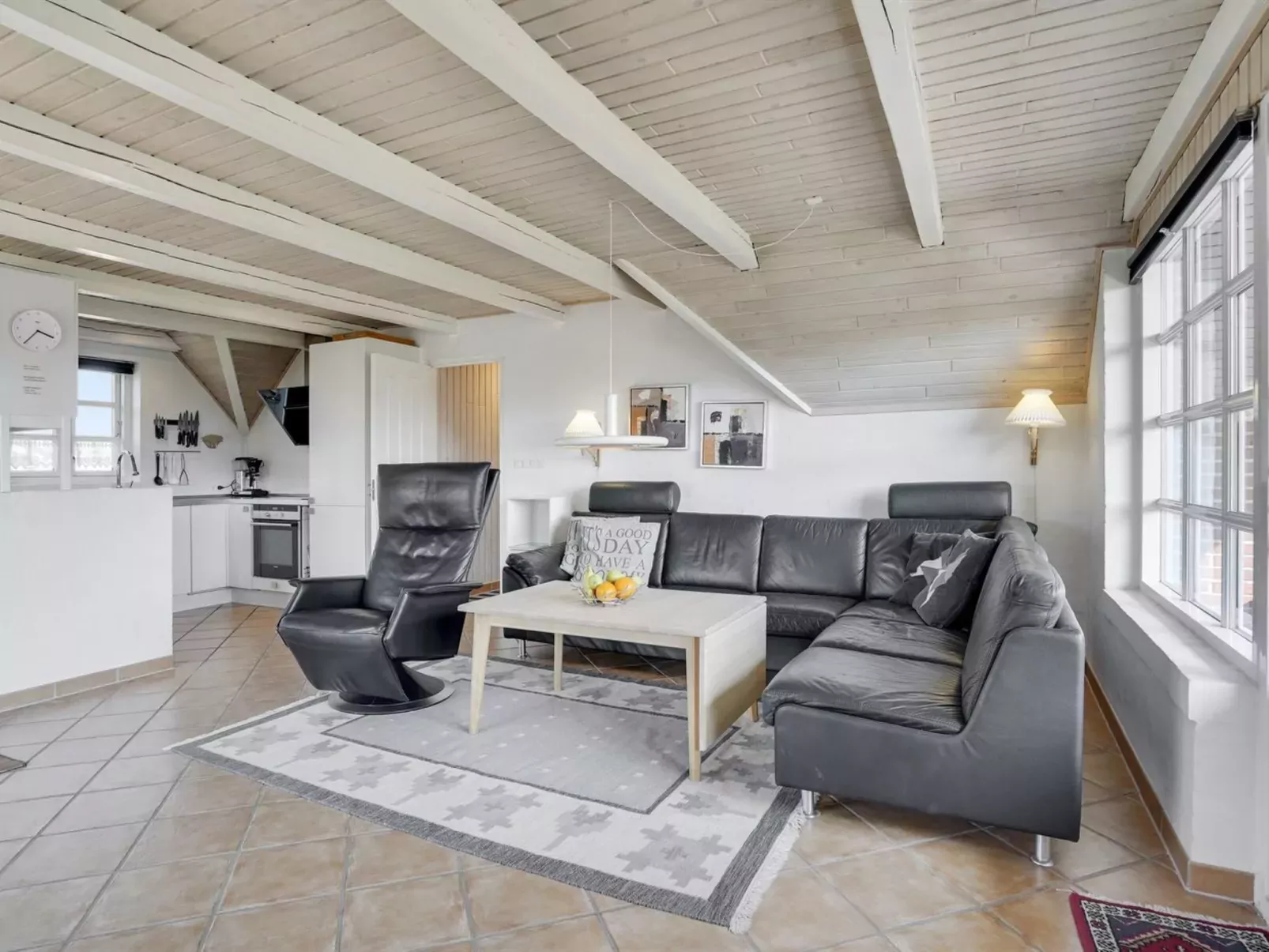 "Lavina" - 950m from the sea