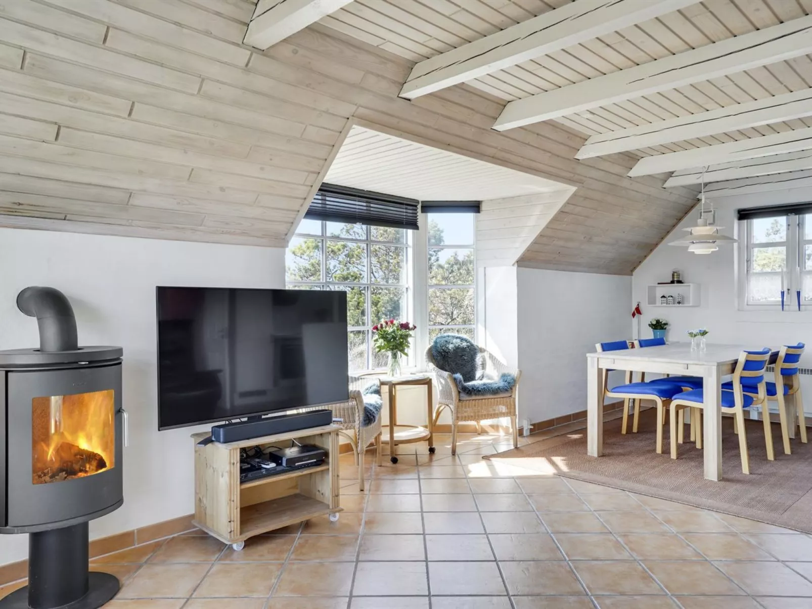 "Lavina" - 950m from the sea-Drinnen