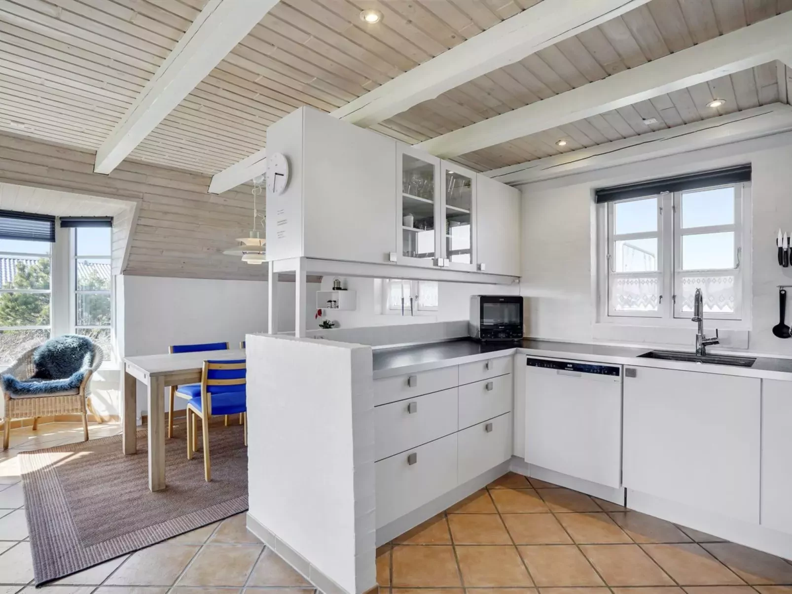 "Lavina" - 950m from the sea-Drinnen