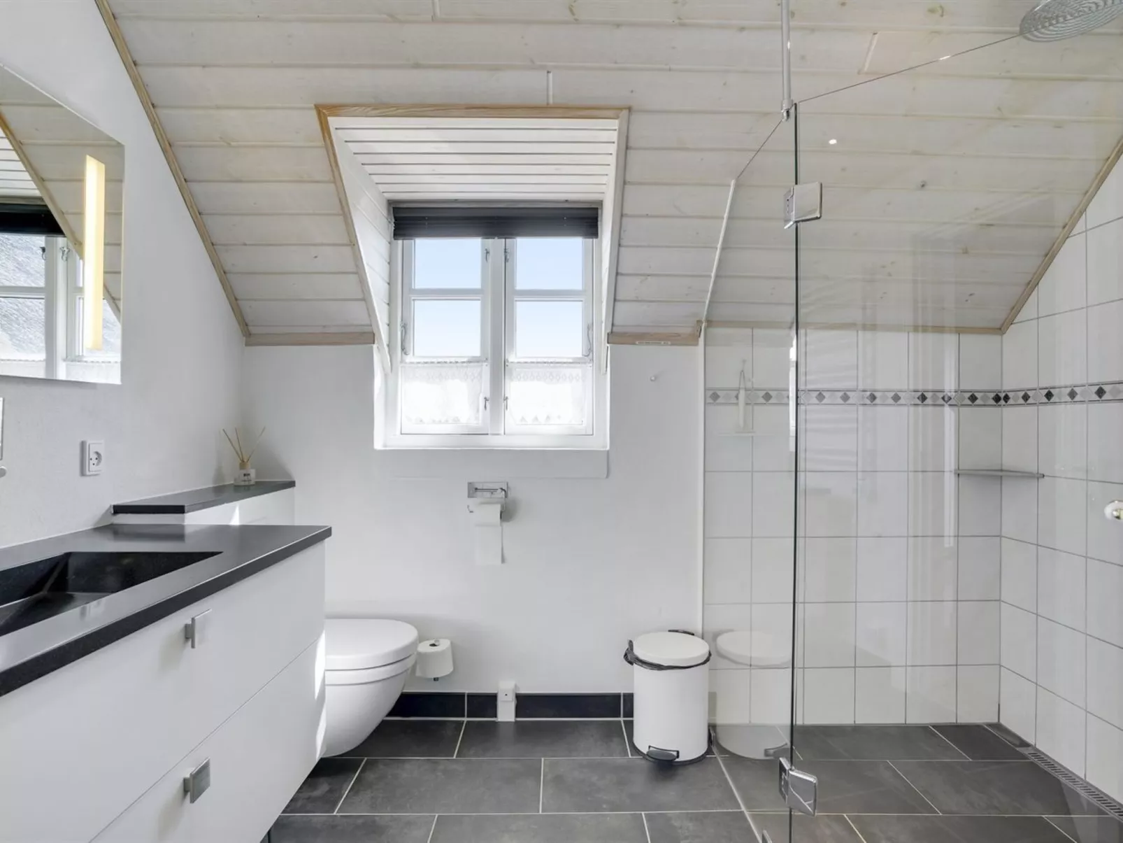 "Lavina" - 950m from the sea-Drinnen