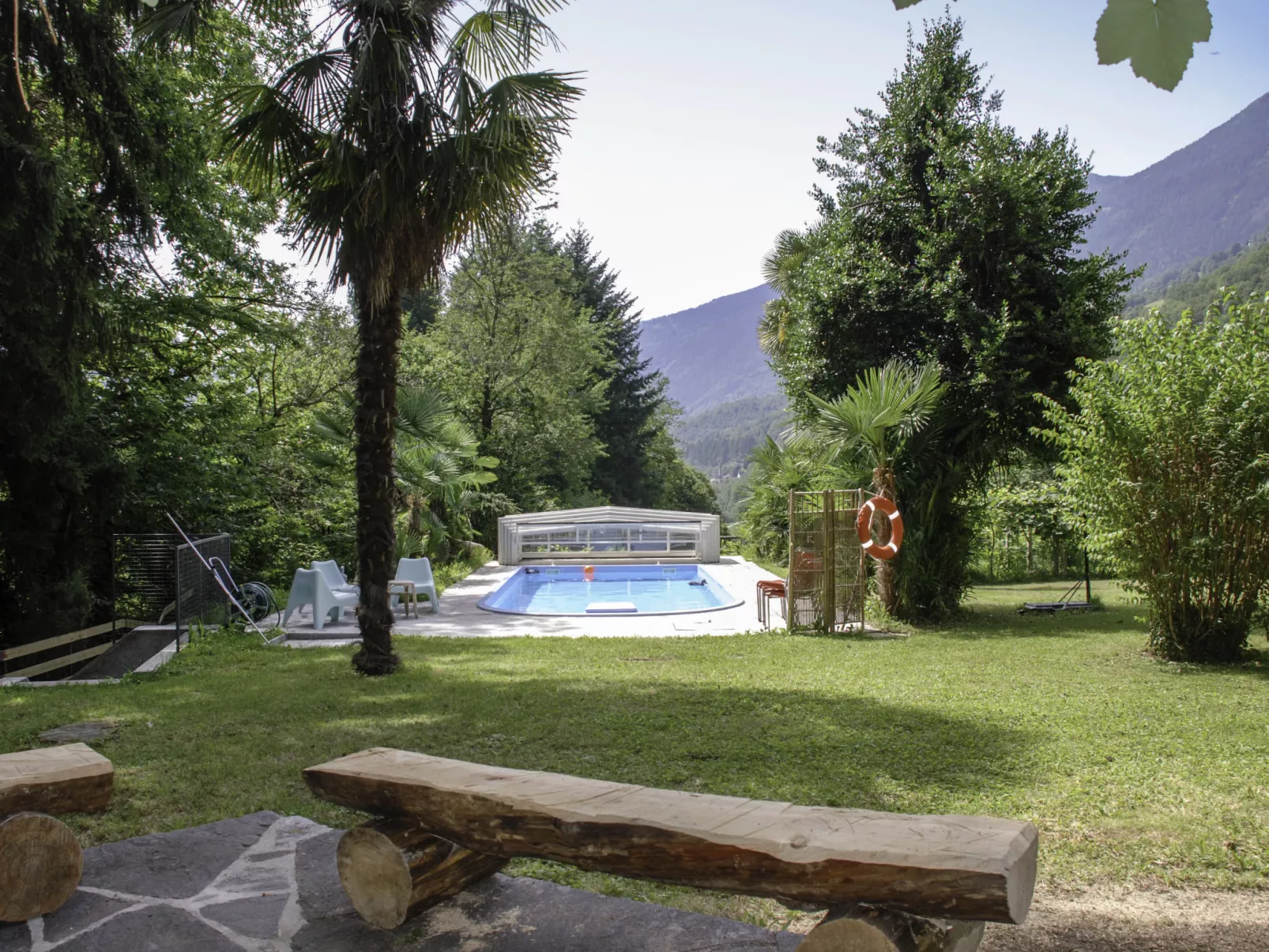 Poolside-Outside