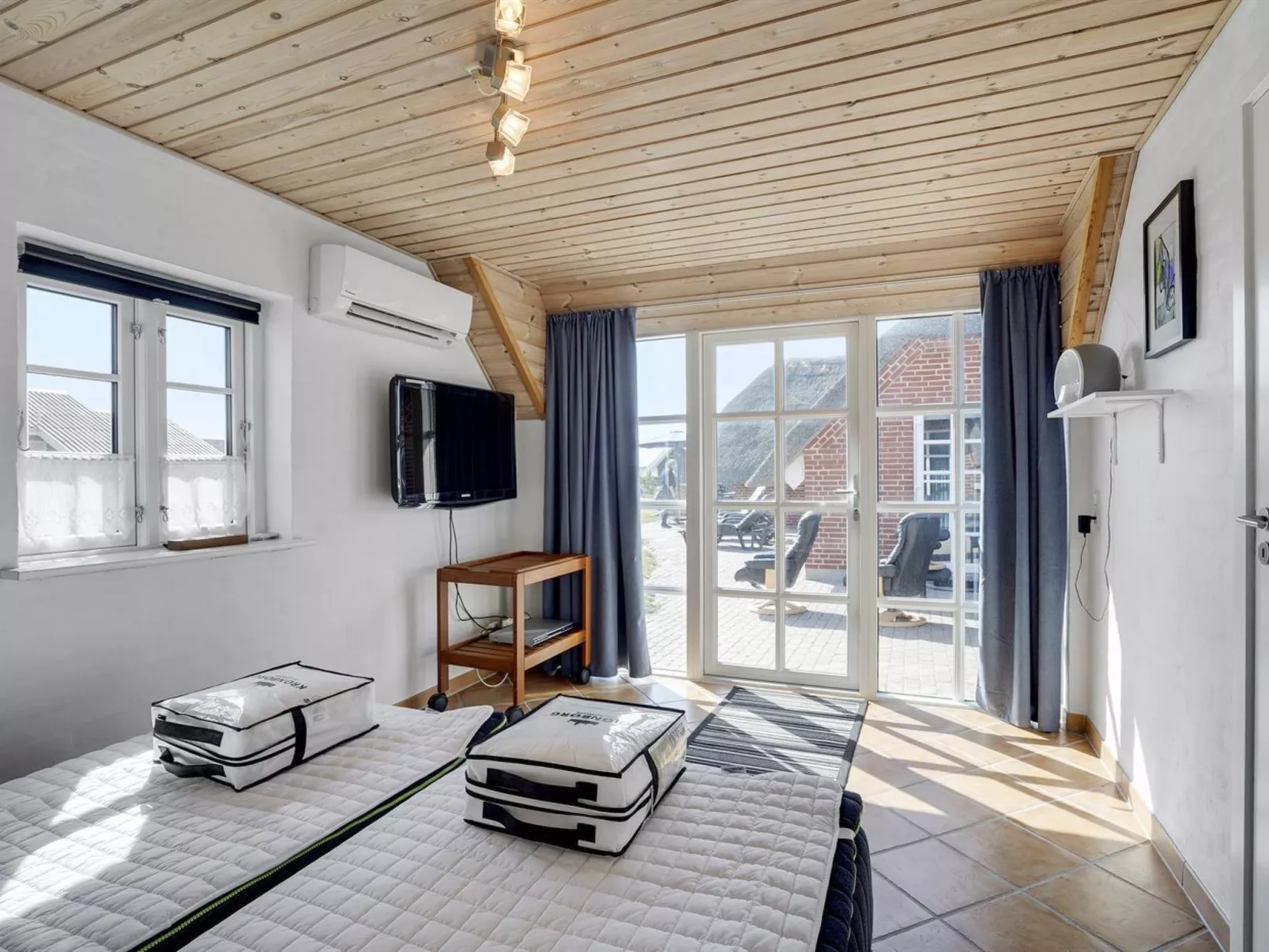 "Lavina" - 950m from the sea-Drinnen