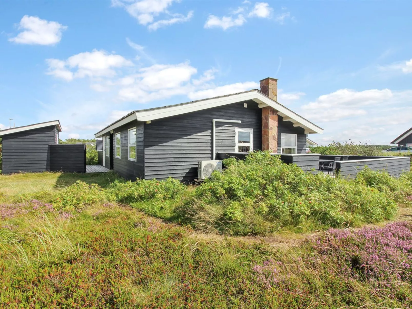 "Arbnora" - 400m from the sea-Outside