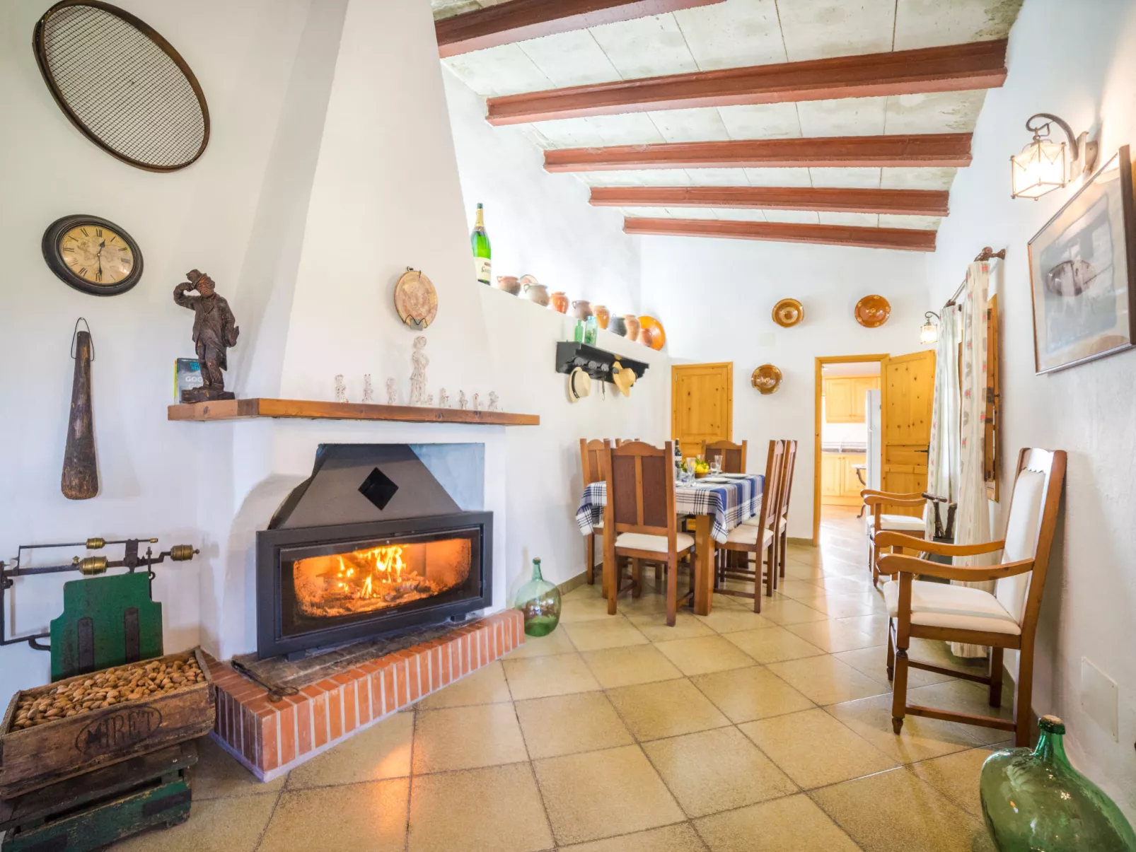 Sant Joan-Inside
