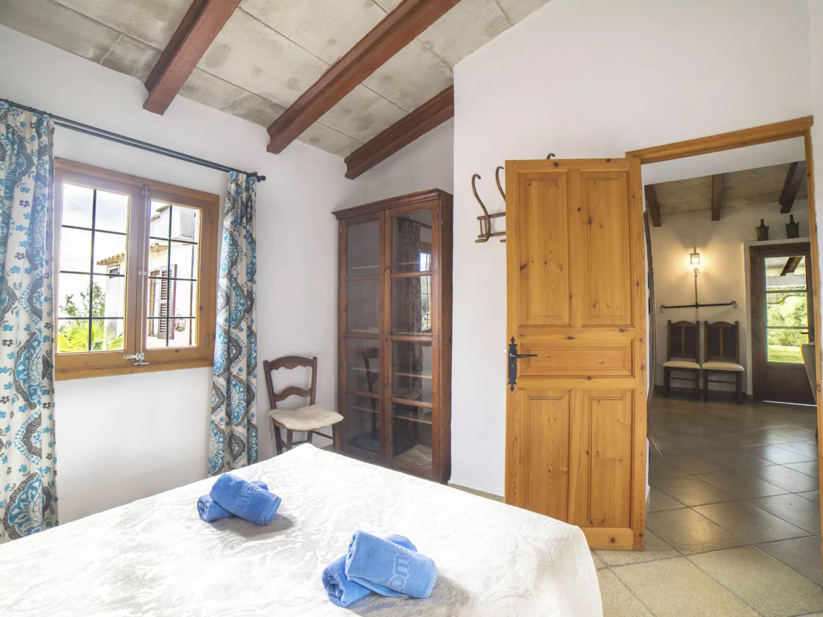 Sant Joan-Inside