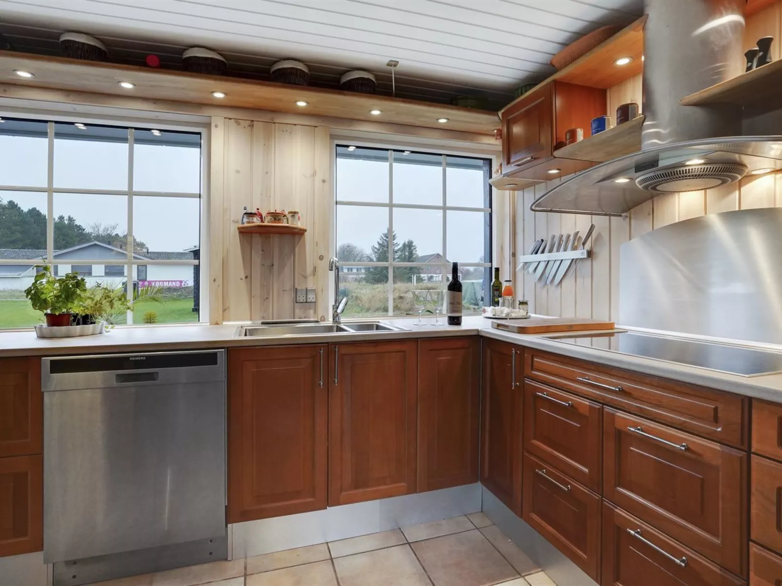 "Erna" - 400m from the sea-Inside