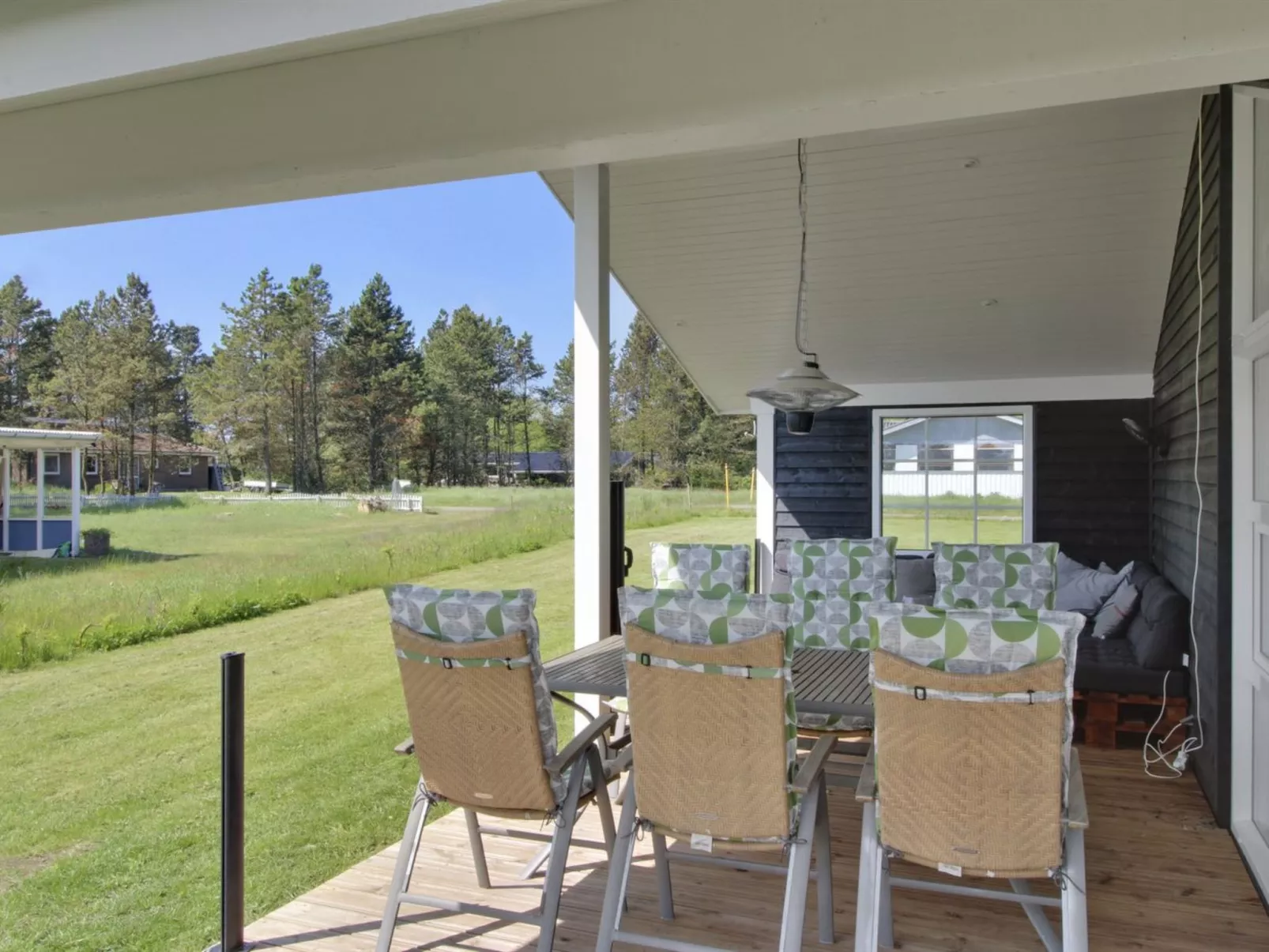 "Erna" - 400m from the sea-Outside