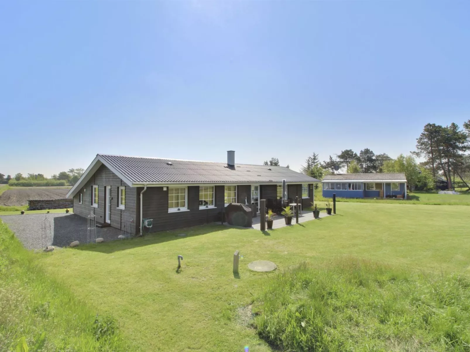 "Erna" - 400m from the sea-Outside