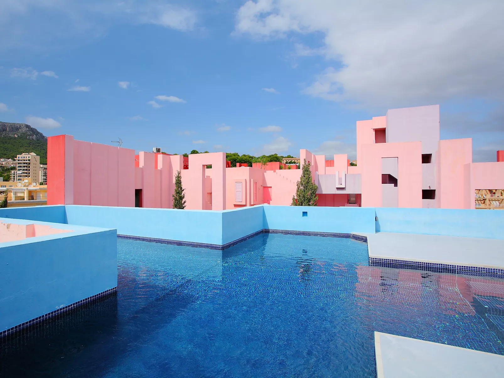 Muralla Roja-Draußen