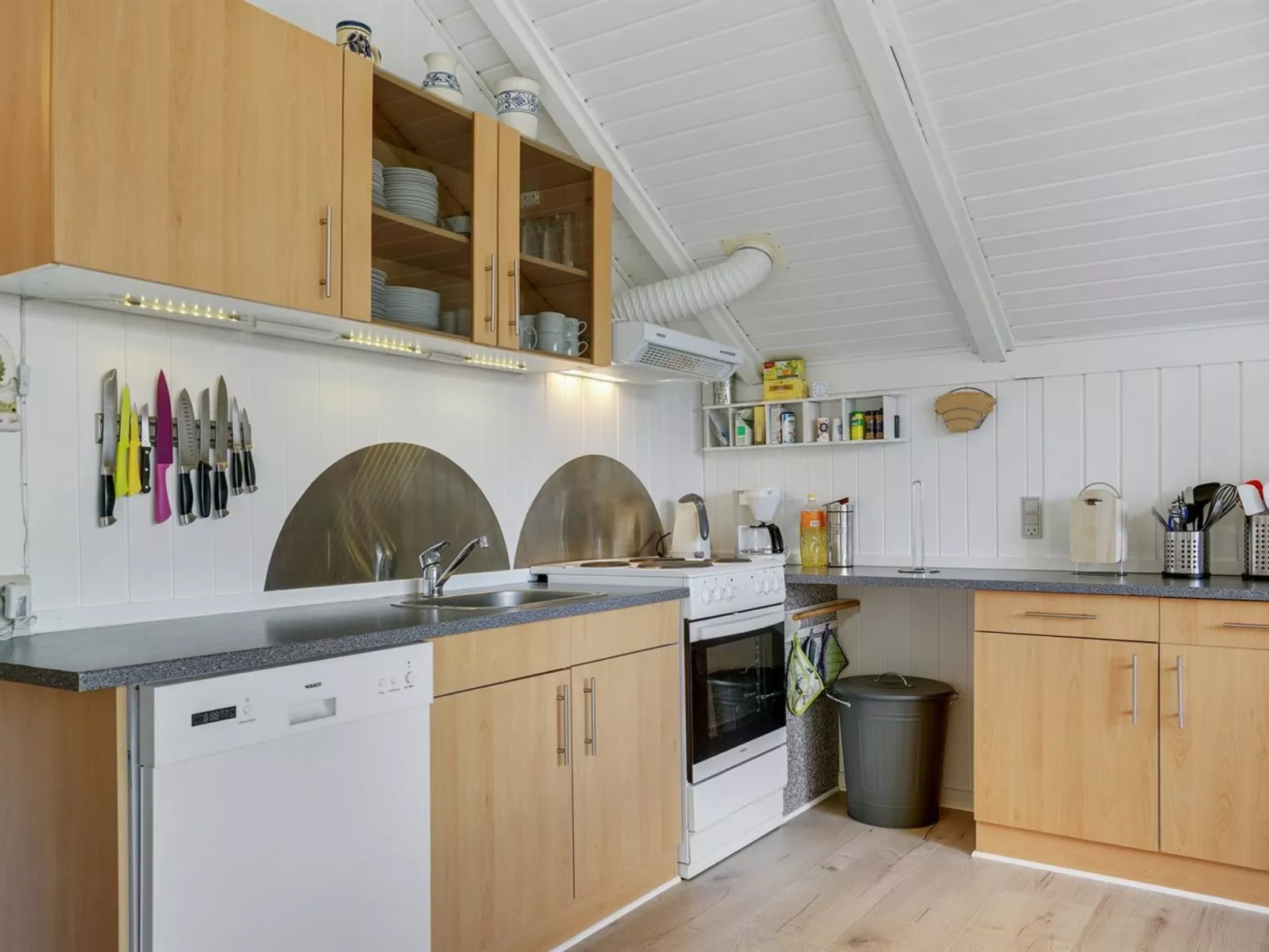 "Hortensia" - 350m from the sea-Inside