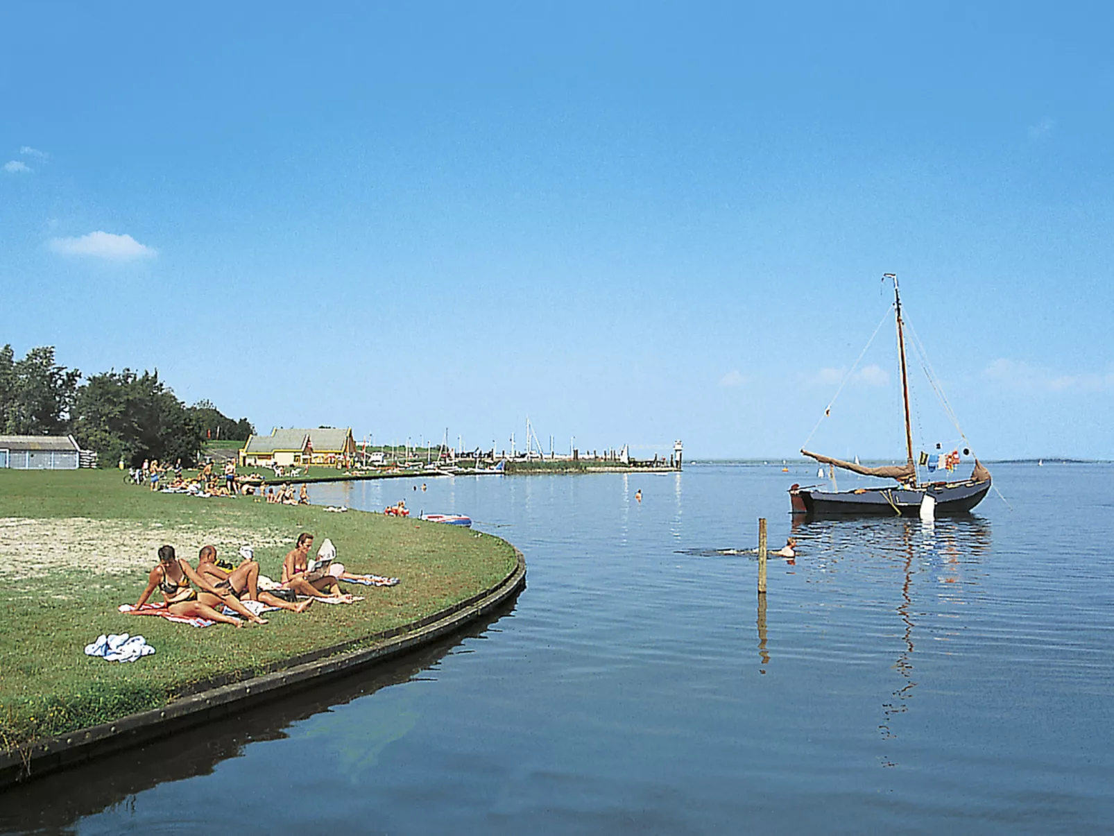 Jachthaven Oostmahorn-Outside