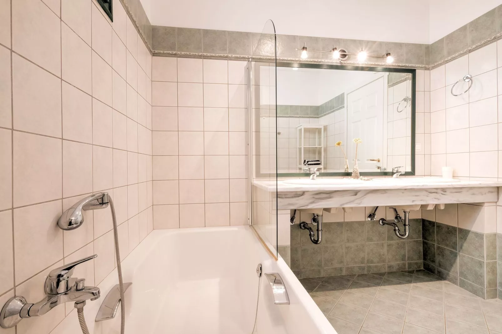 Villa Mahatma Gandhi-Badezimmer