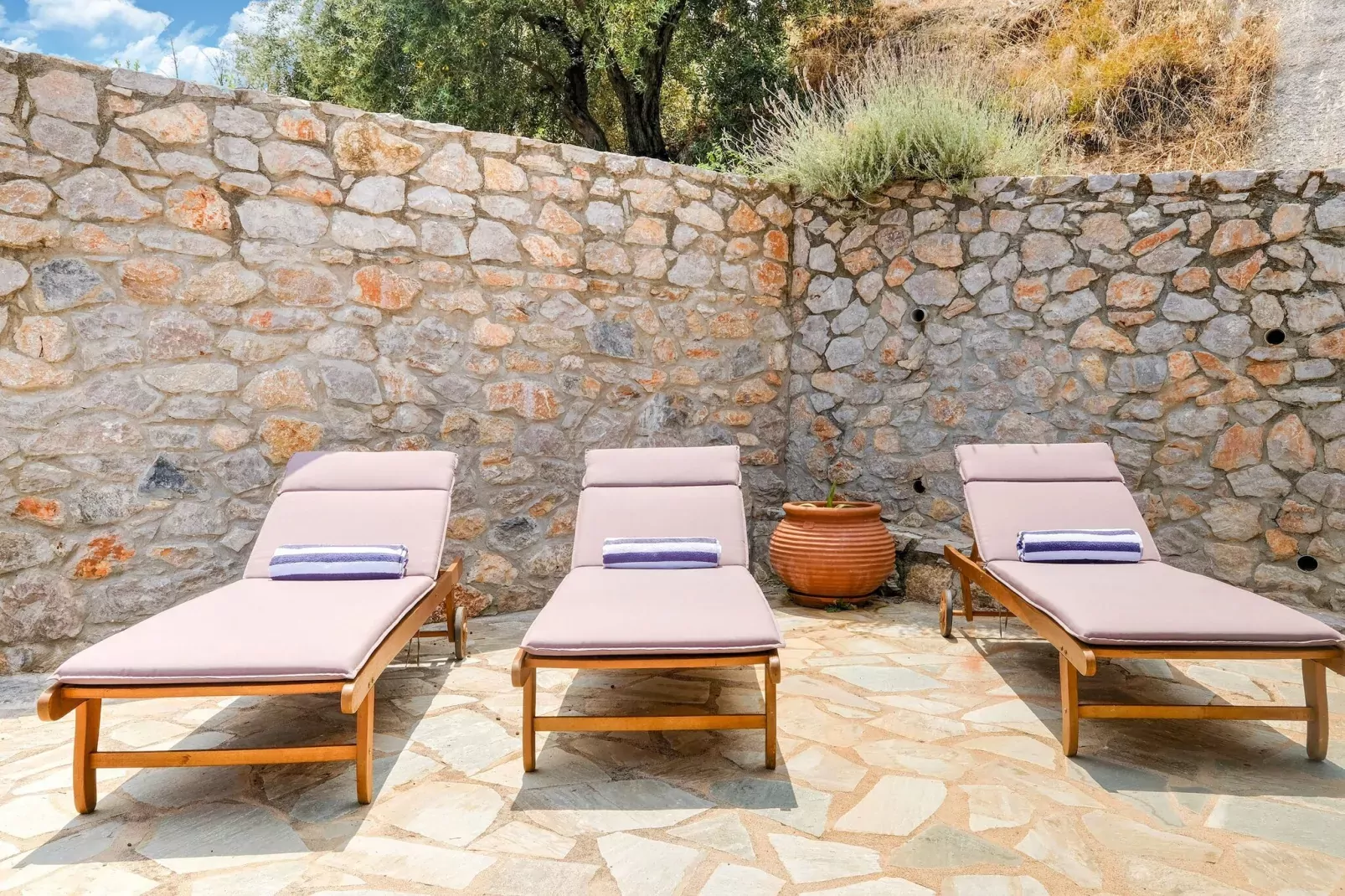 Villa Mahatma Gandhi-Gärten Sommer