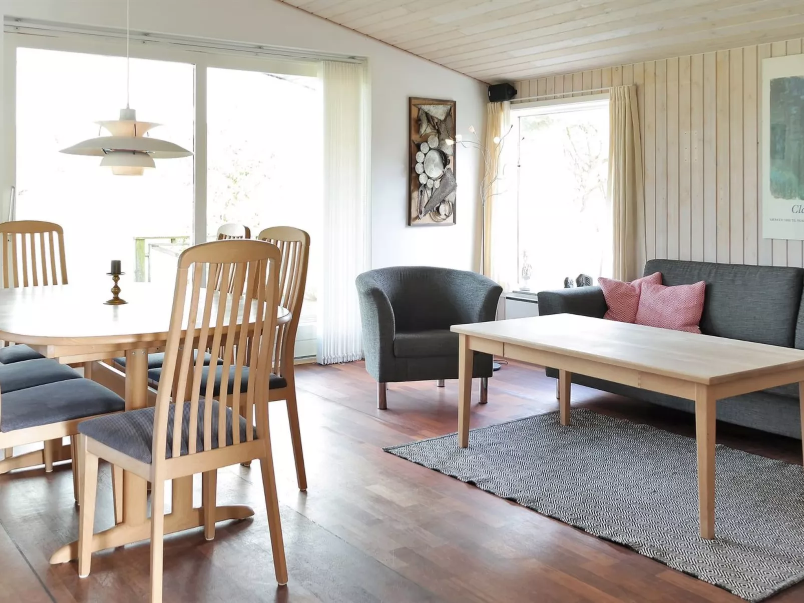 "Allie" - 150m from the sea-Inside