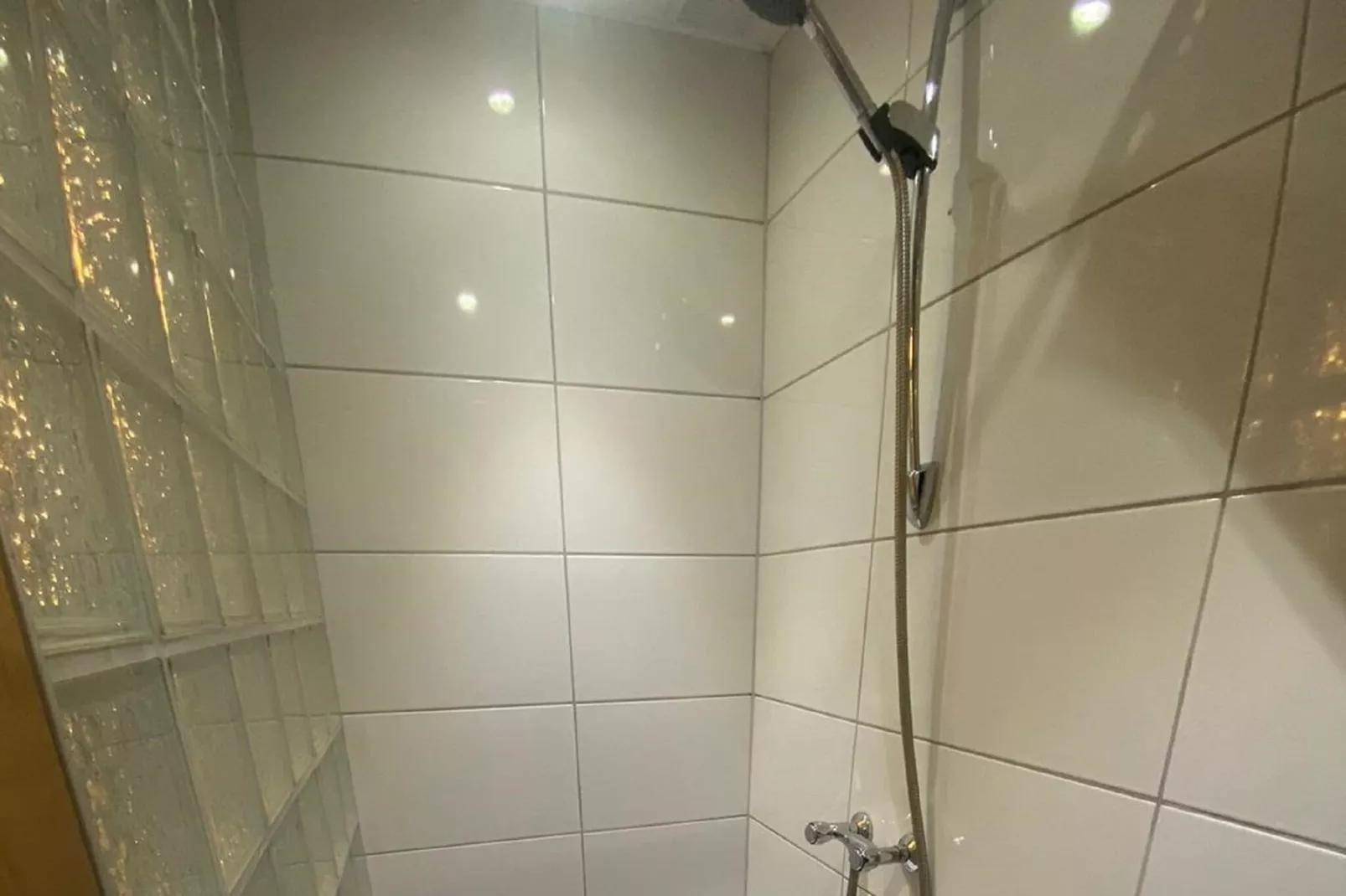 Valkenburg-Bathroom