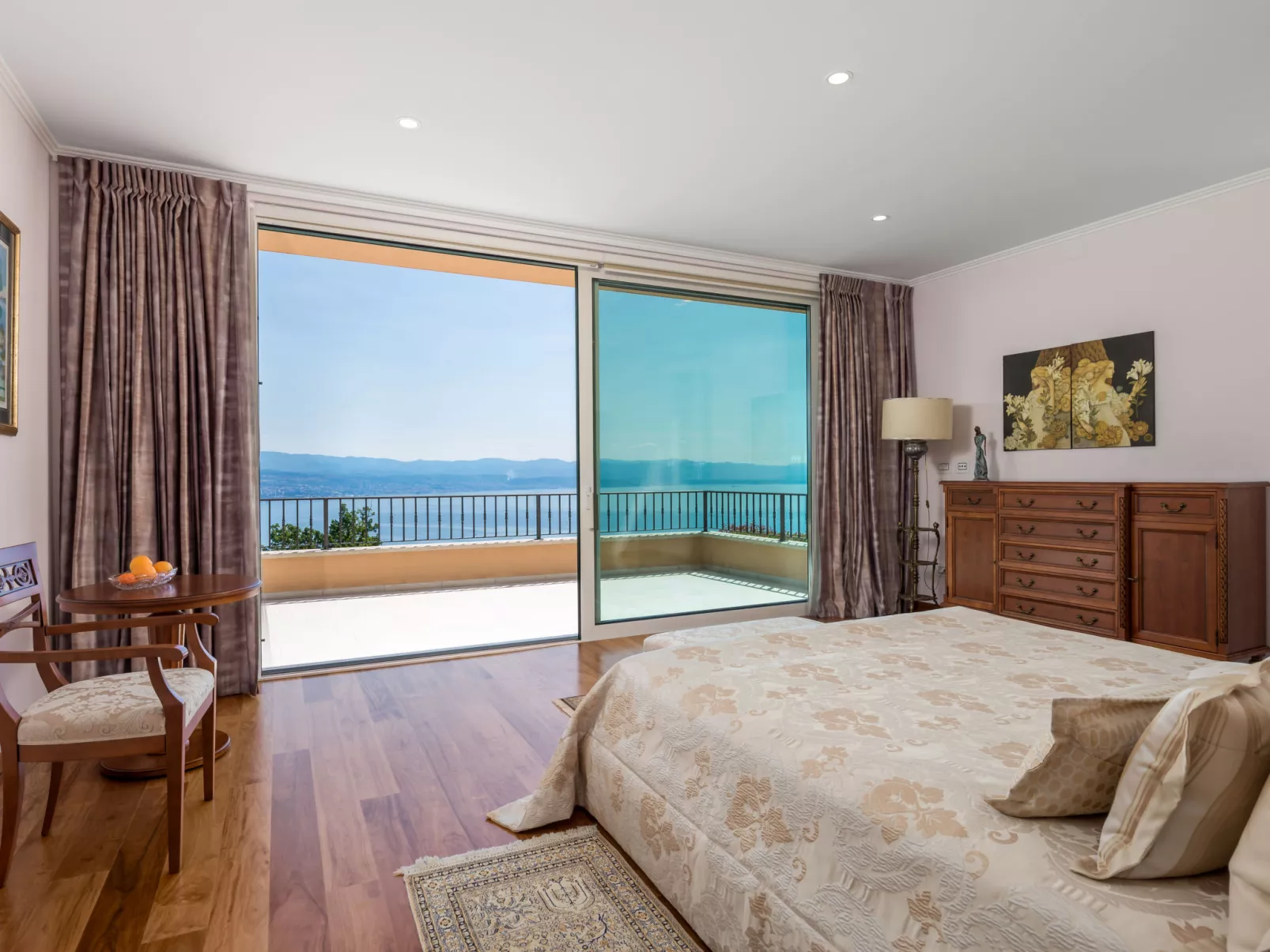 Villa Alpeza-Inside