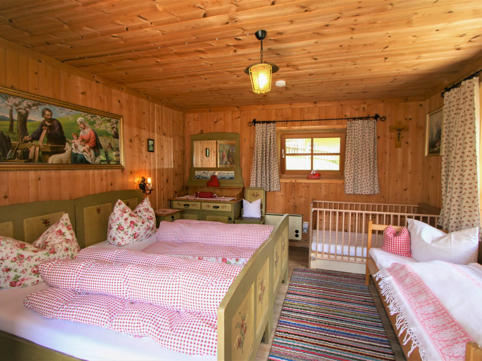 Chalet Antritt-Inside