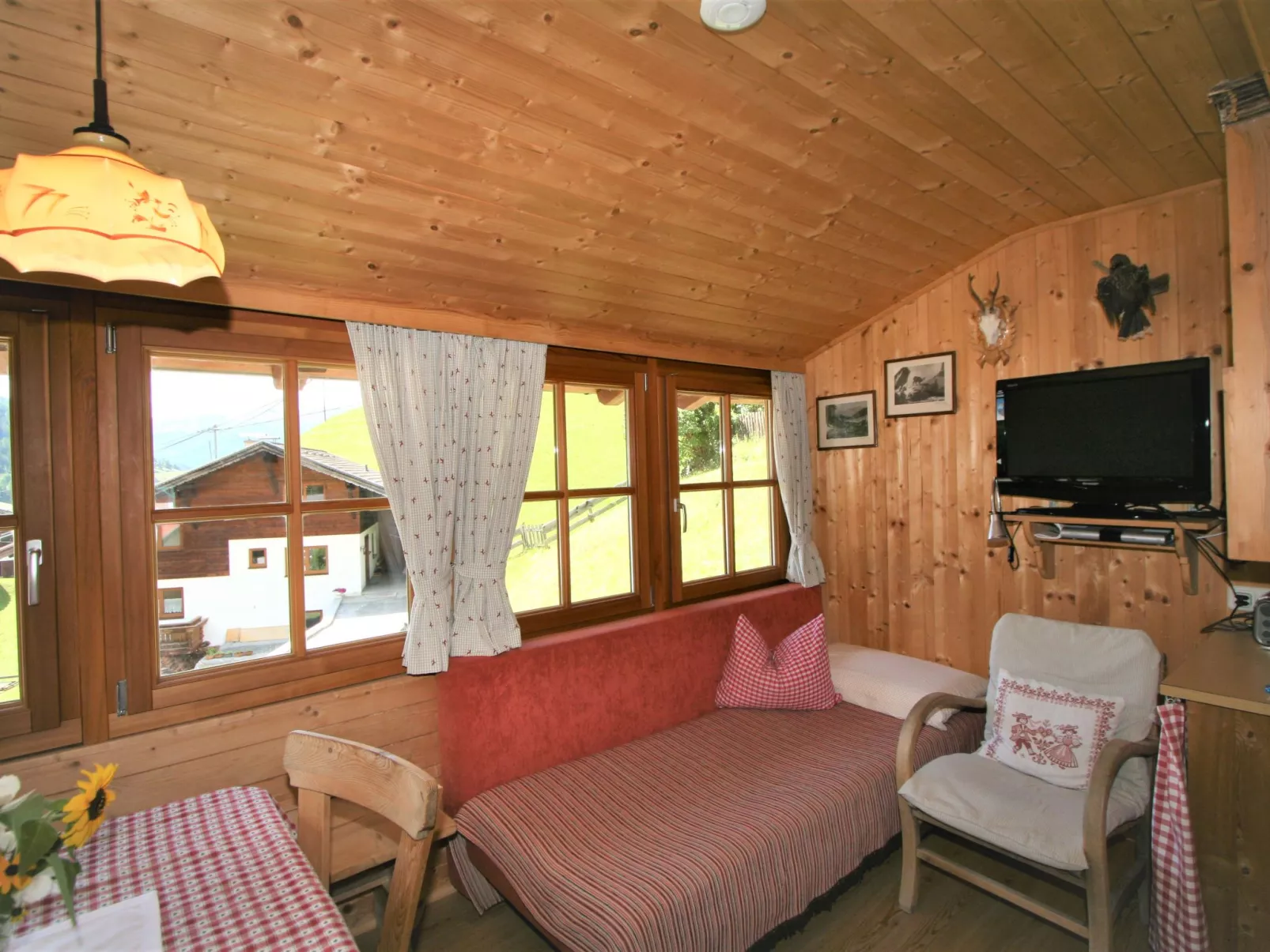 Chalet Antritt-Inside
