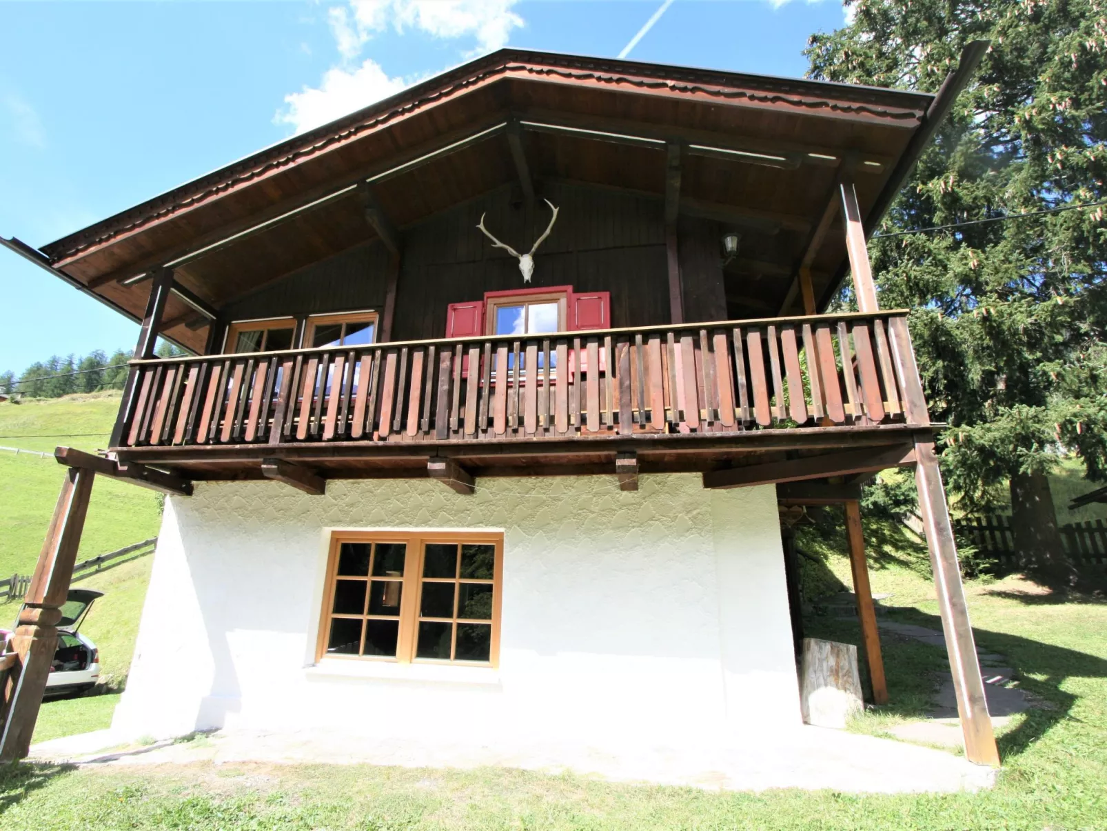 Chalet Antritt-Outside