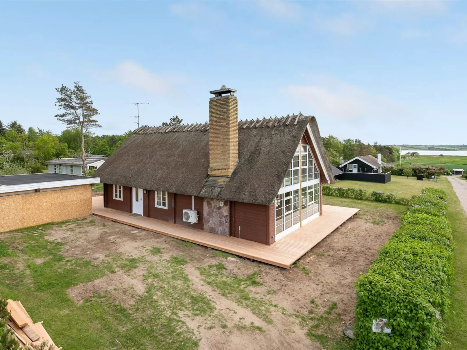 "Ginnie" - 300m from the sea-Outside