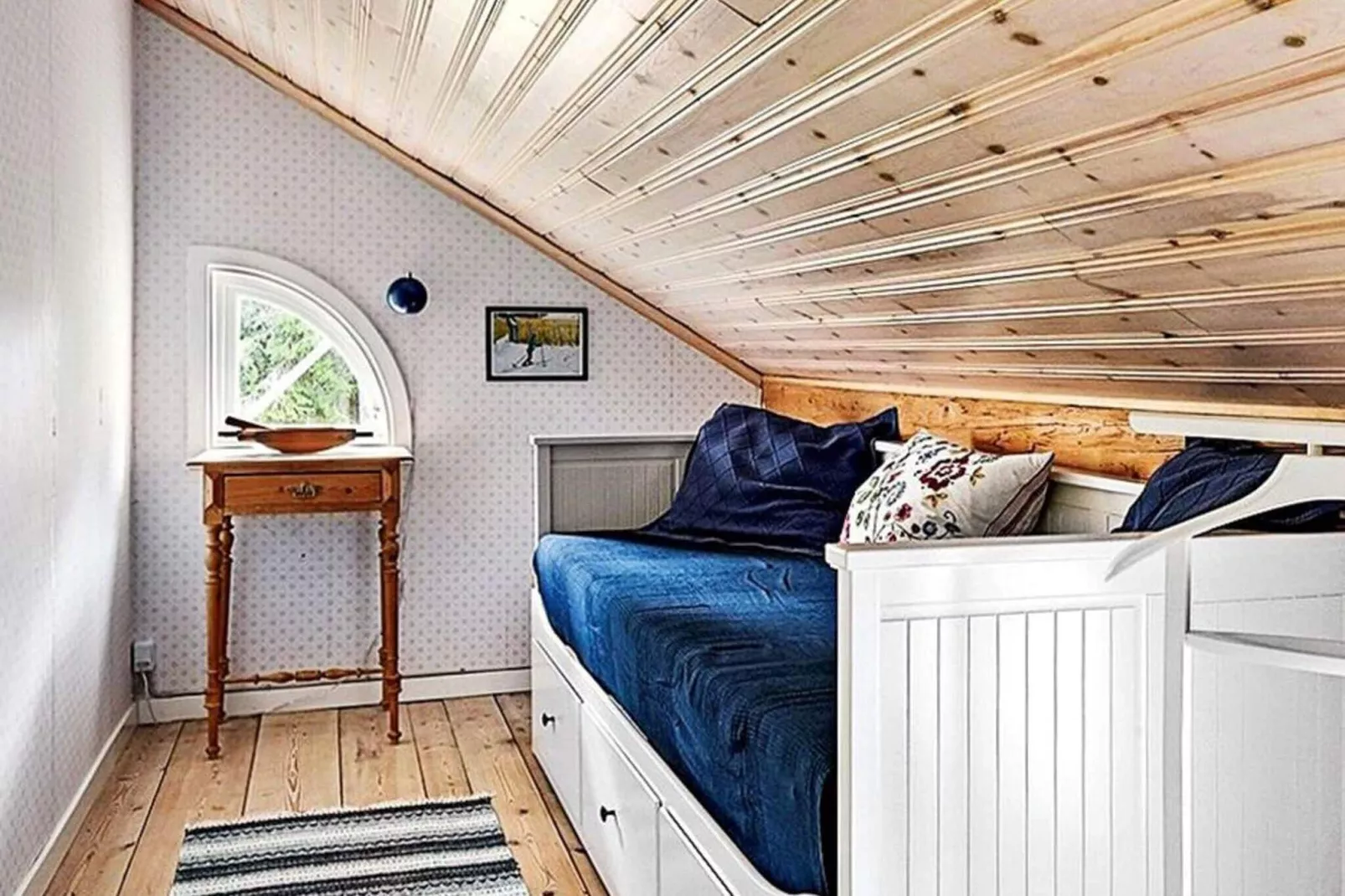 10 person holiday home in SKILLINGARYD-Indoor