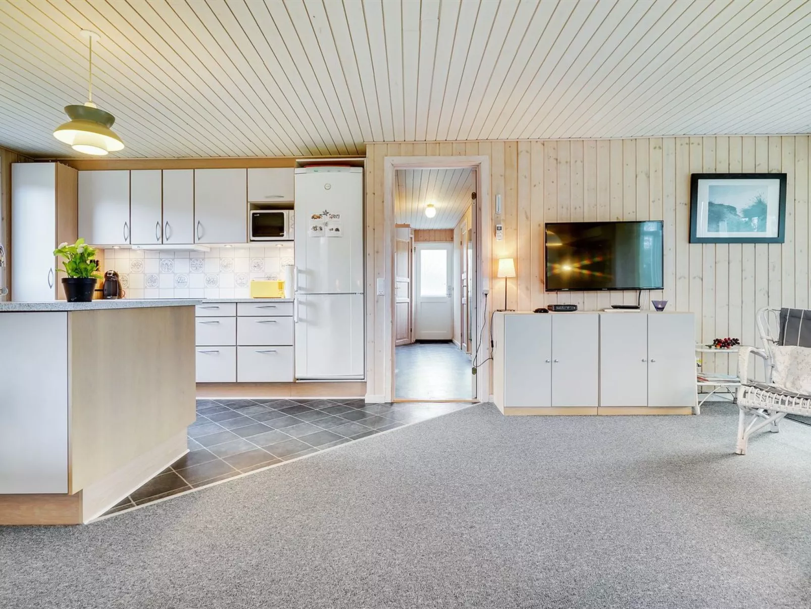 "Patrice" - 2km from the sea-Inside
