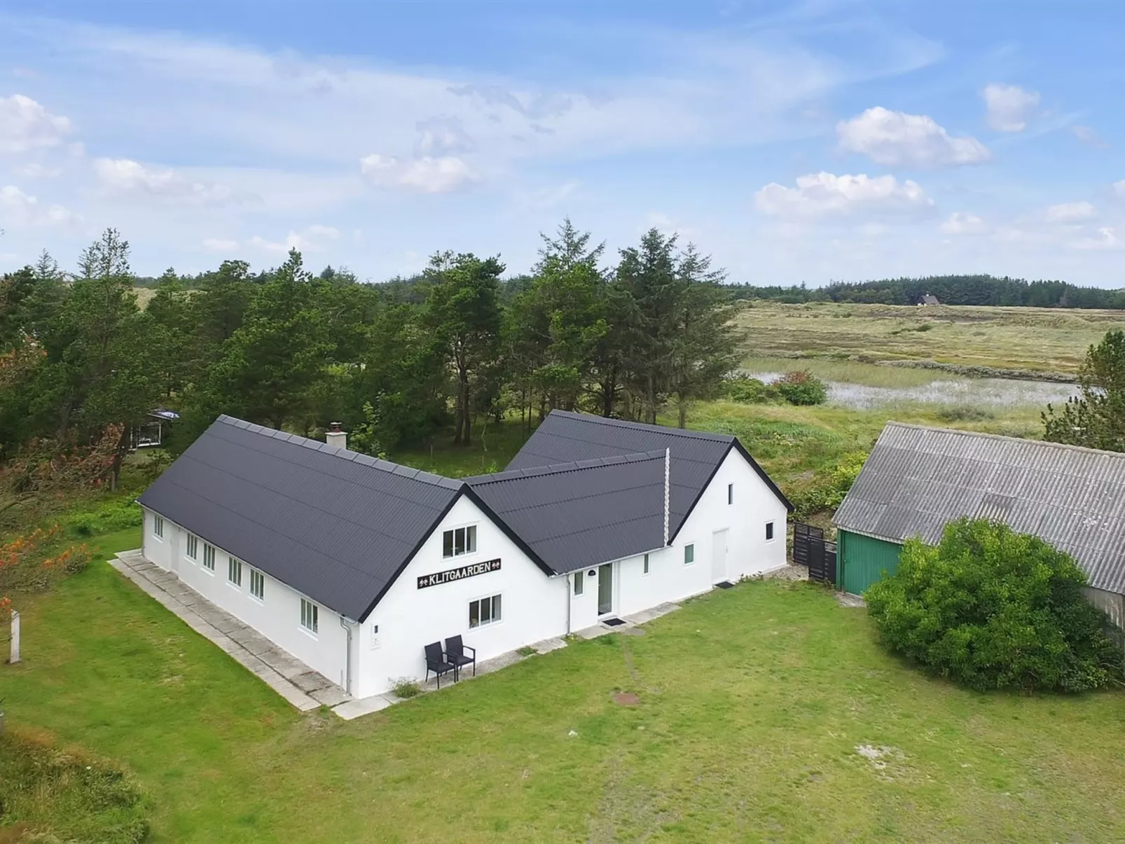 "Elisa" - 1.2km from the sea-Inside