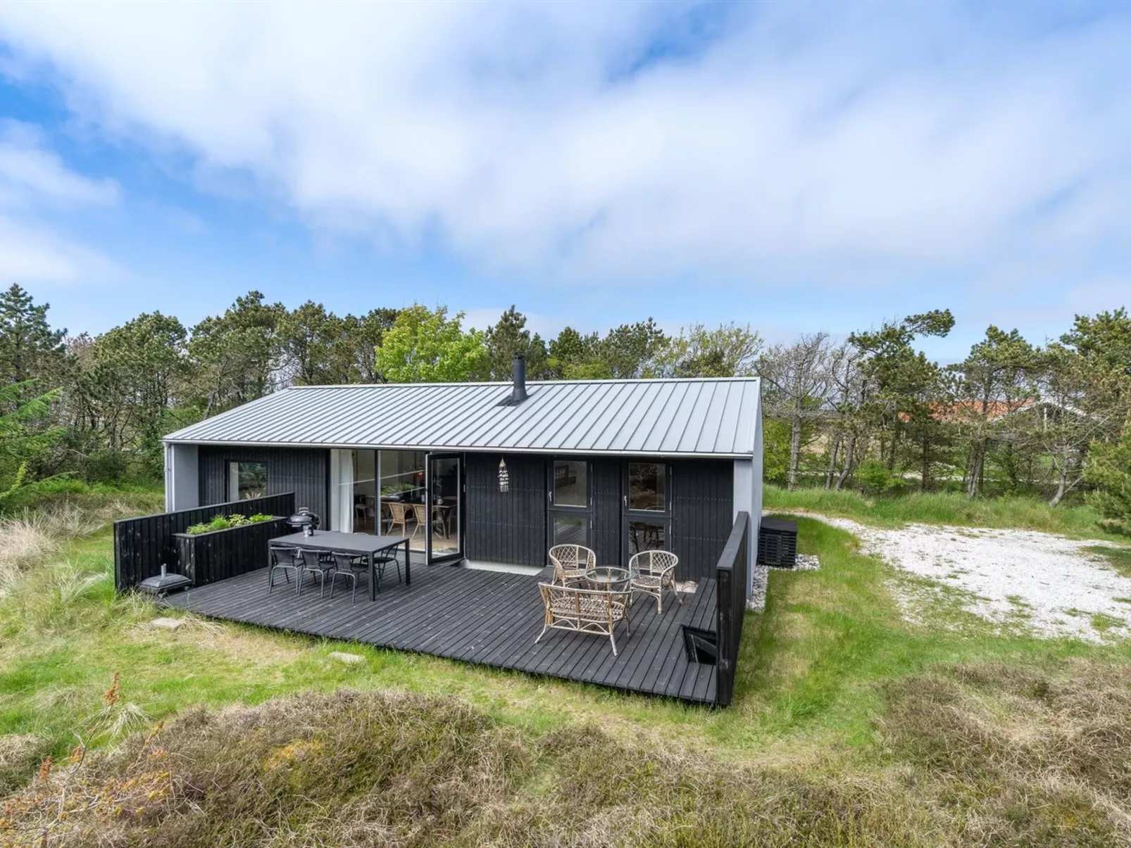 "Fidelia" - 800m from the sea-Outside