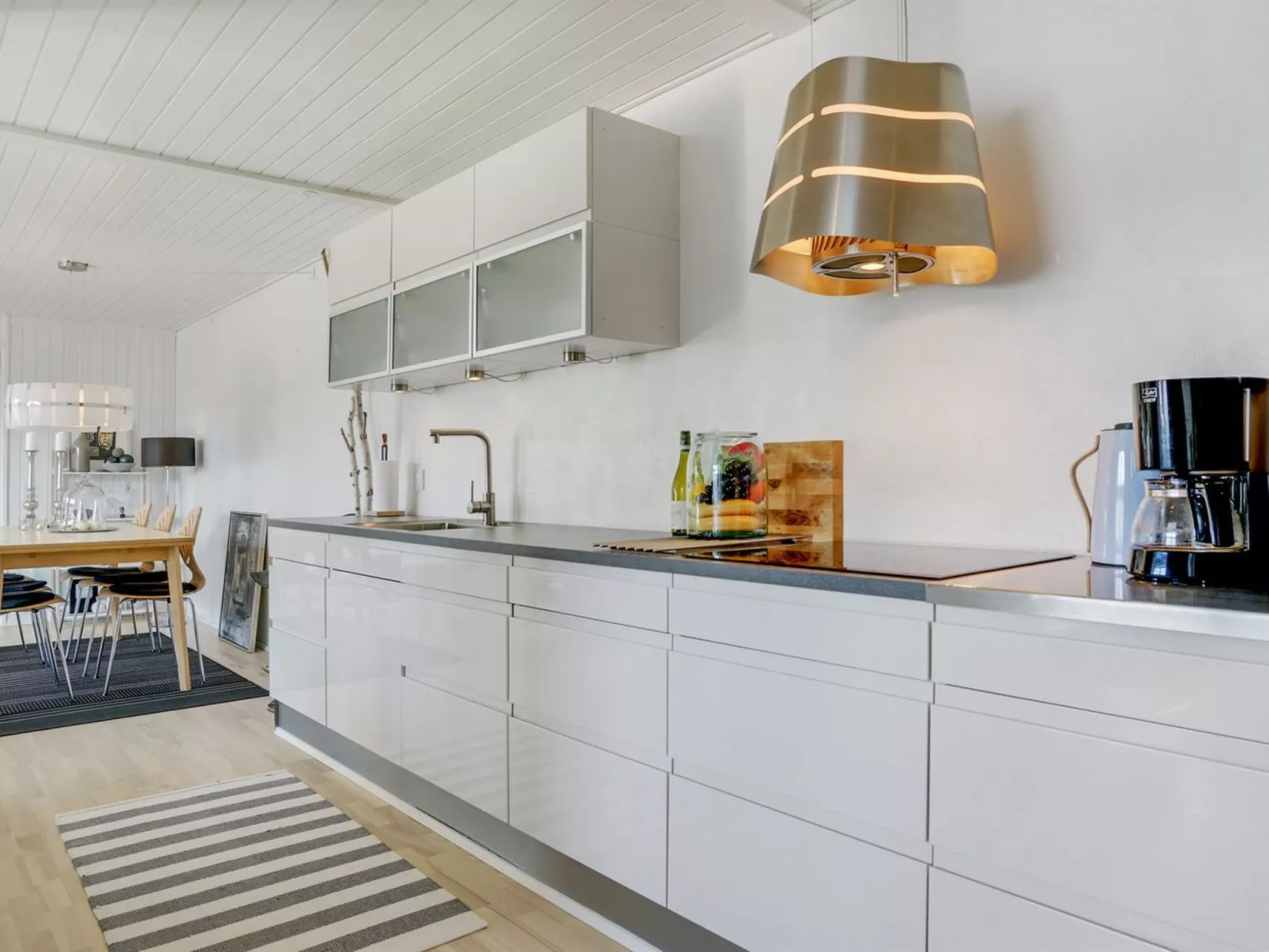 "Tarvo" - 400m from the sea-Dedans