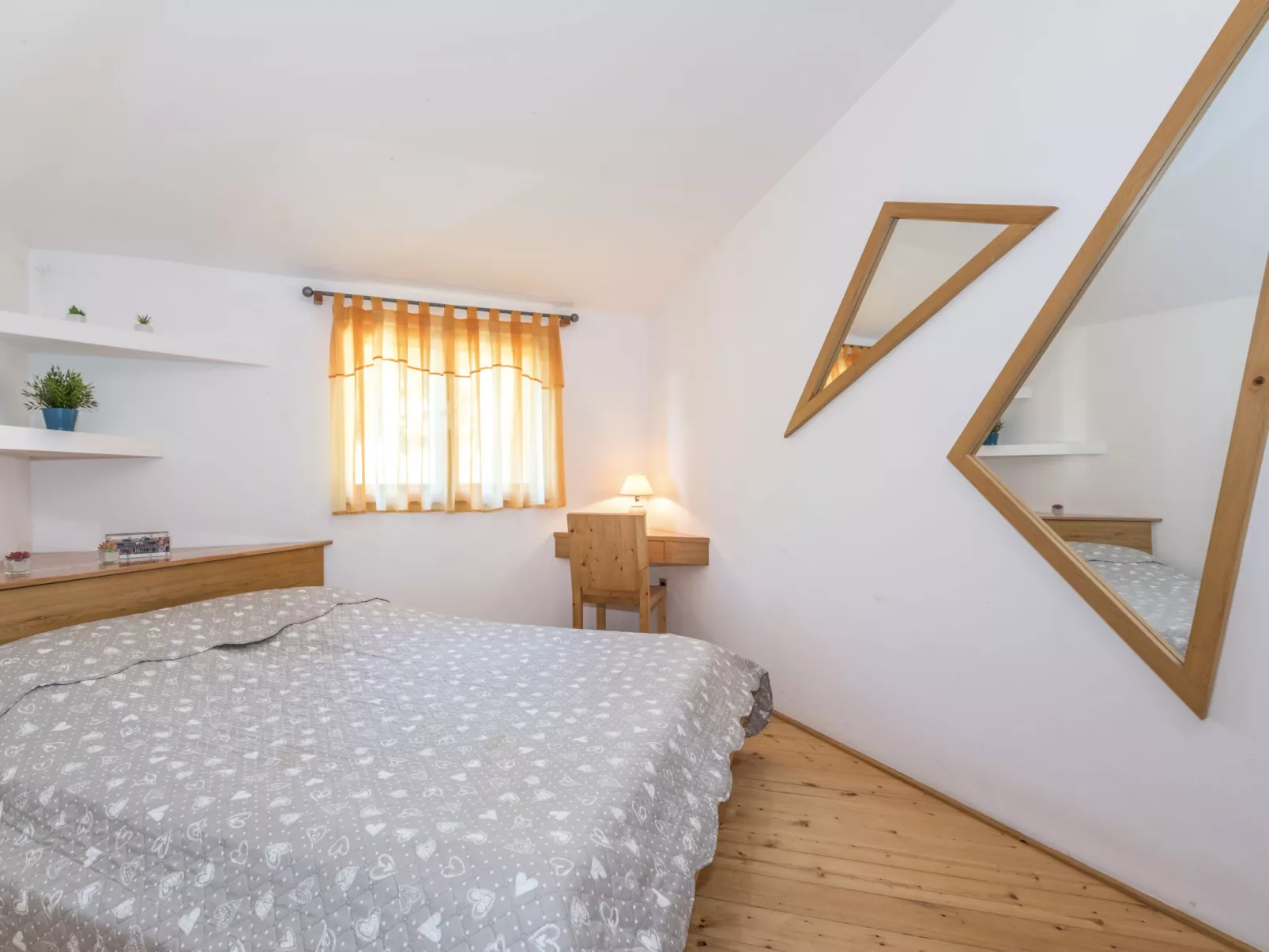 Cetina-Inside