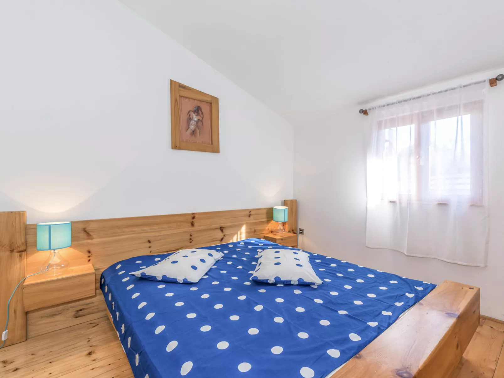 Cetina-Inside