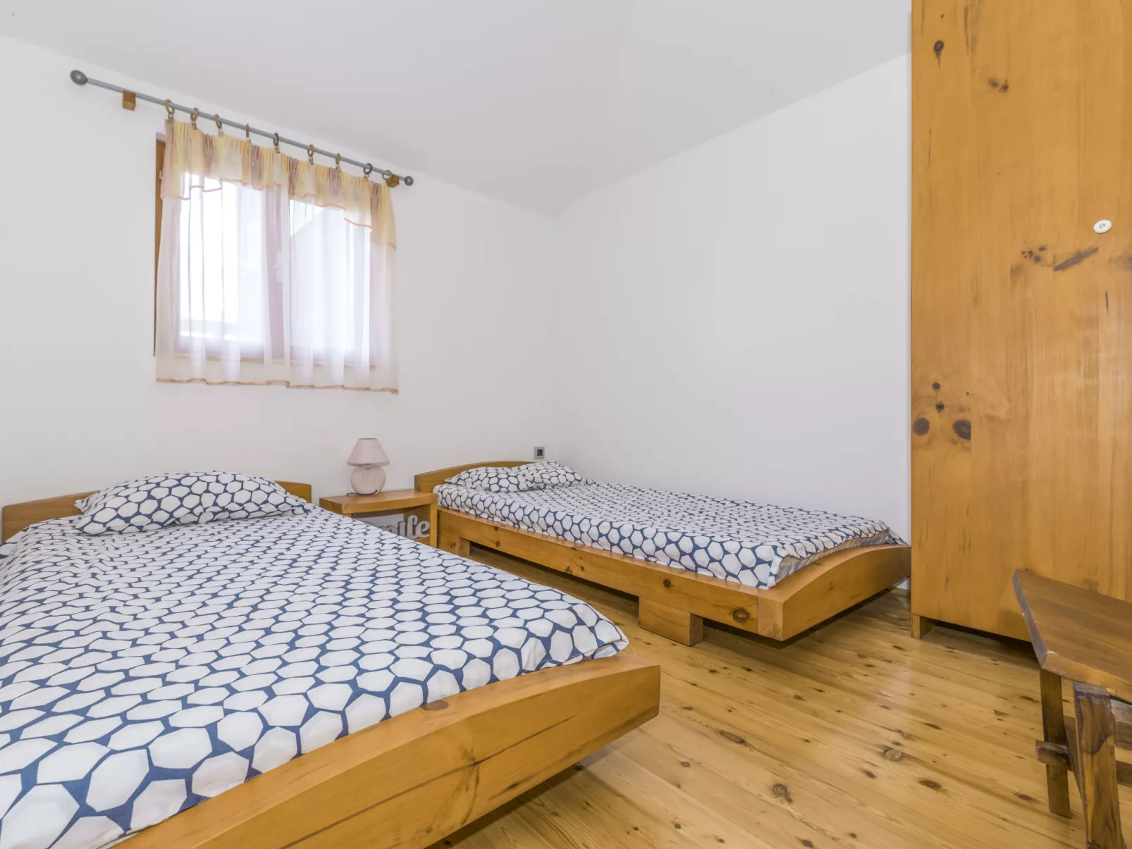 Cetina-Inside