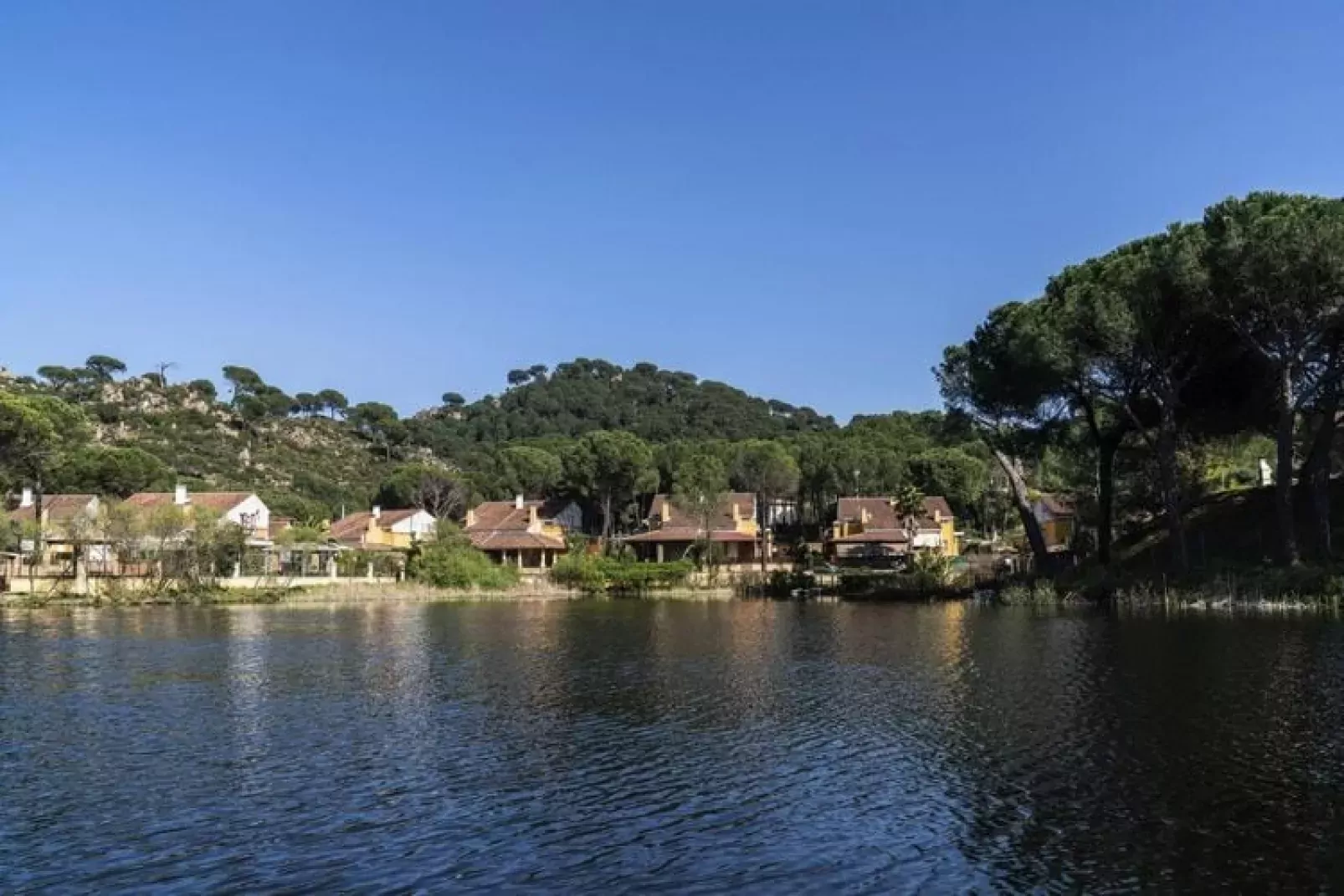 FH in las Jaras - CT 113 CO-Water view