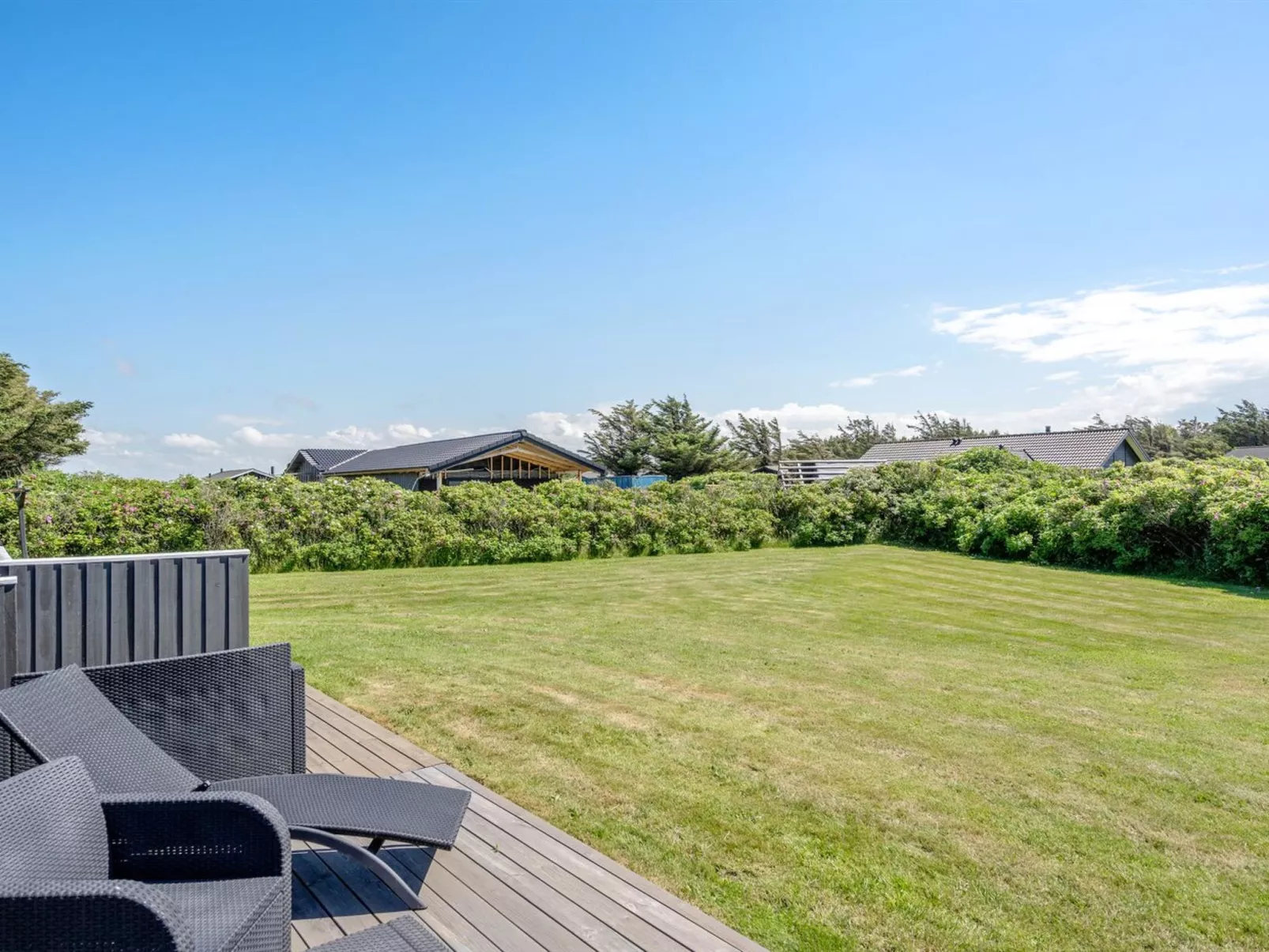 "Biarni" - 300m from the sea-Outside