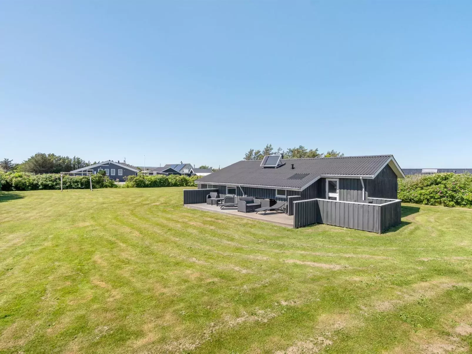 "Biarni" - 300m from the sea-Outside
