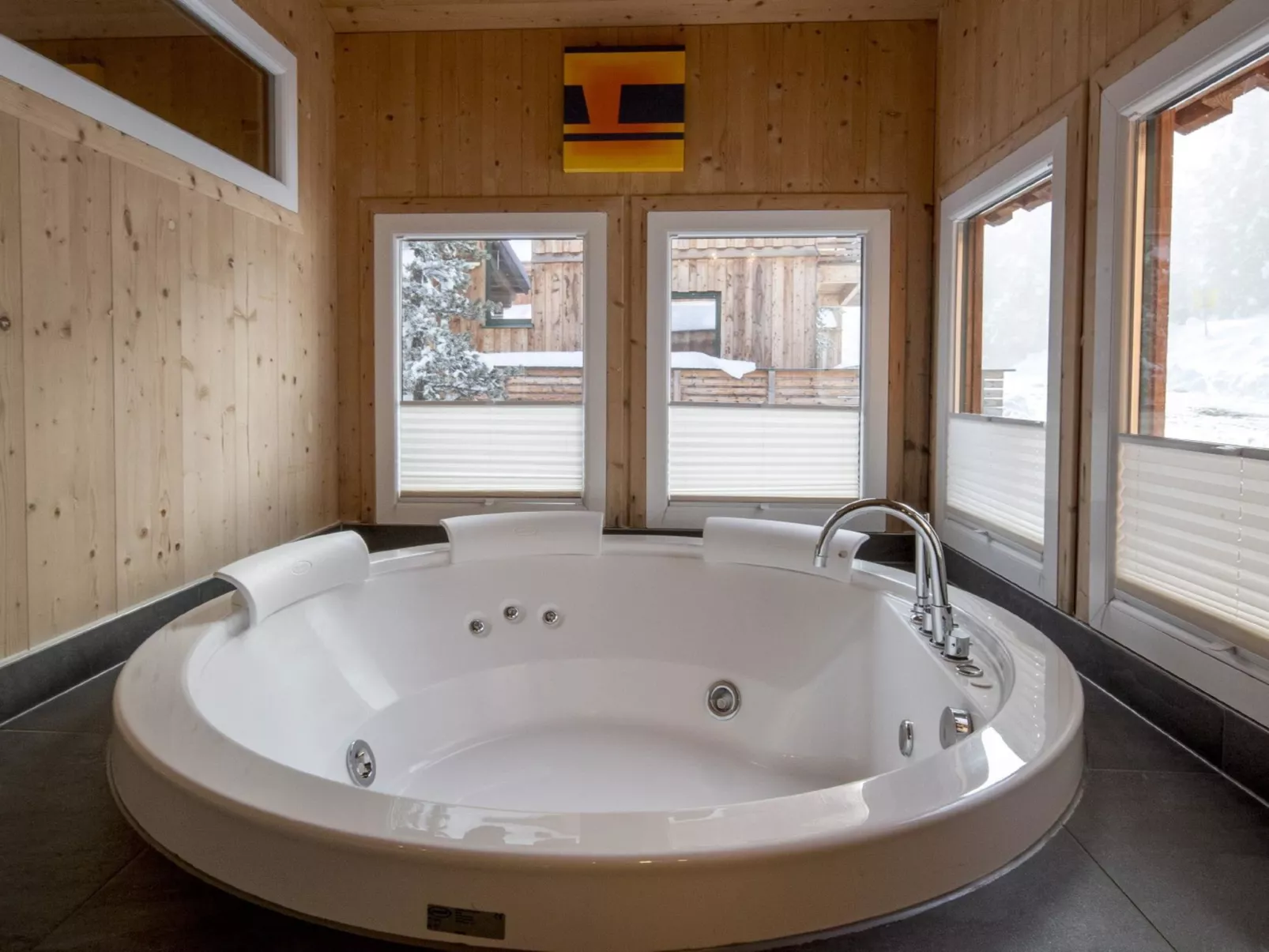 #19 mit IR-Sauna und Sprudelbad-Drinnen