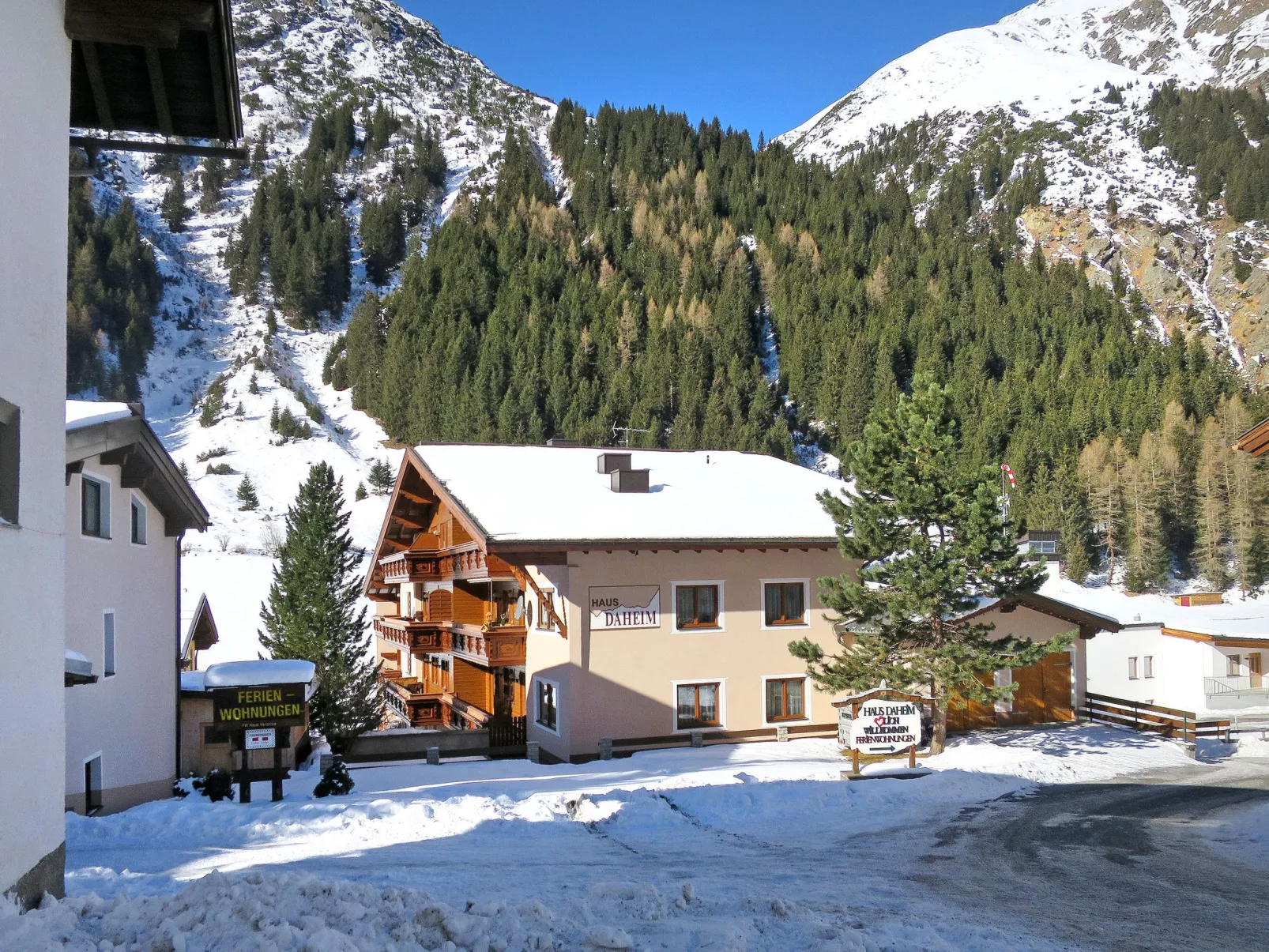 Daheim – Edelweiß-Draußen
