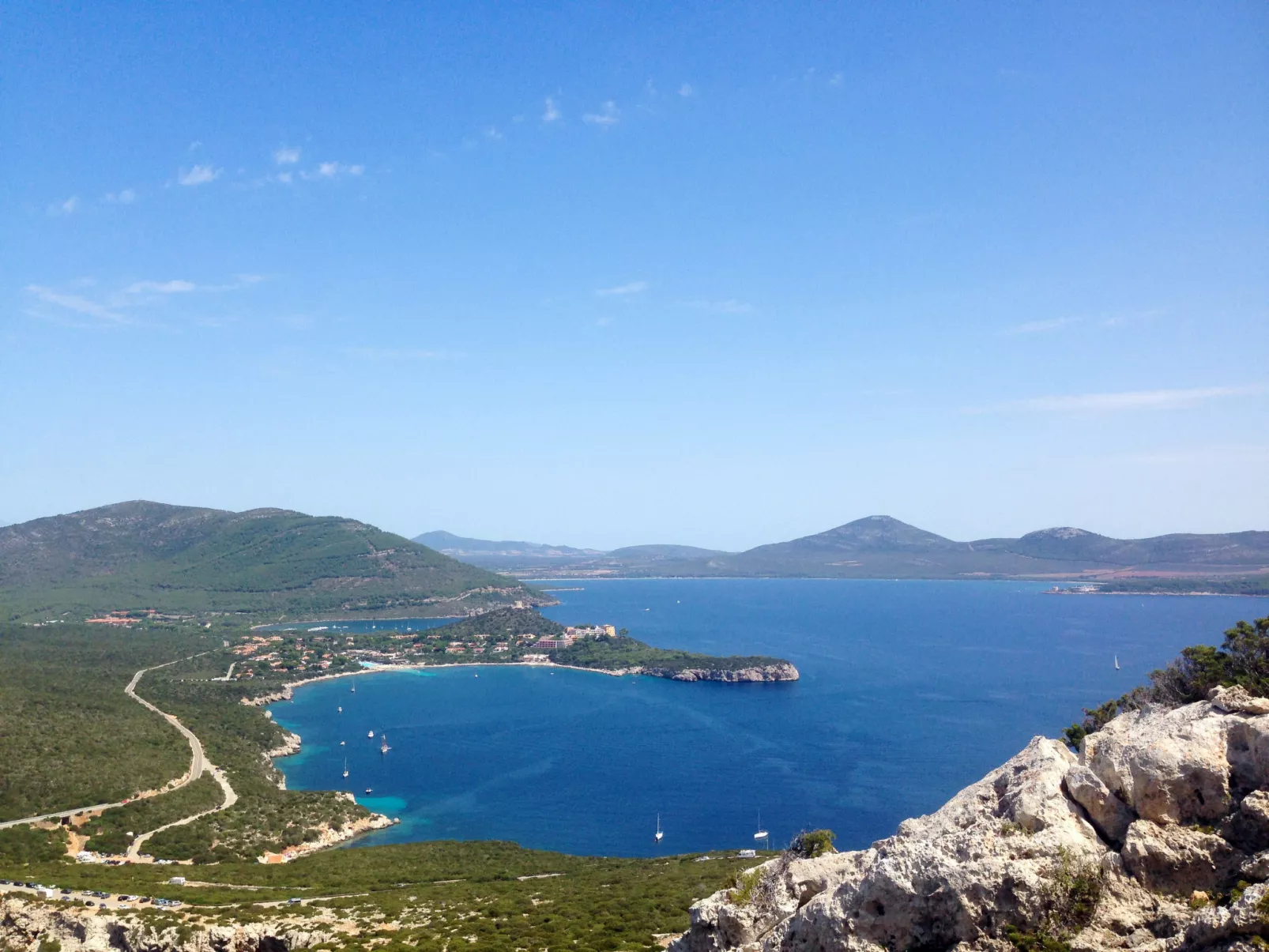 Essenthia-Area