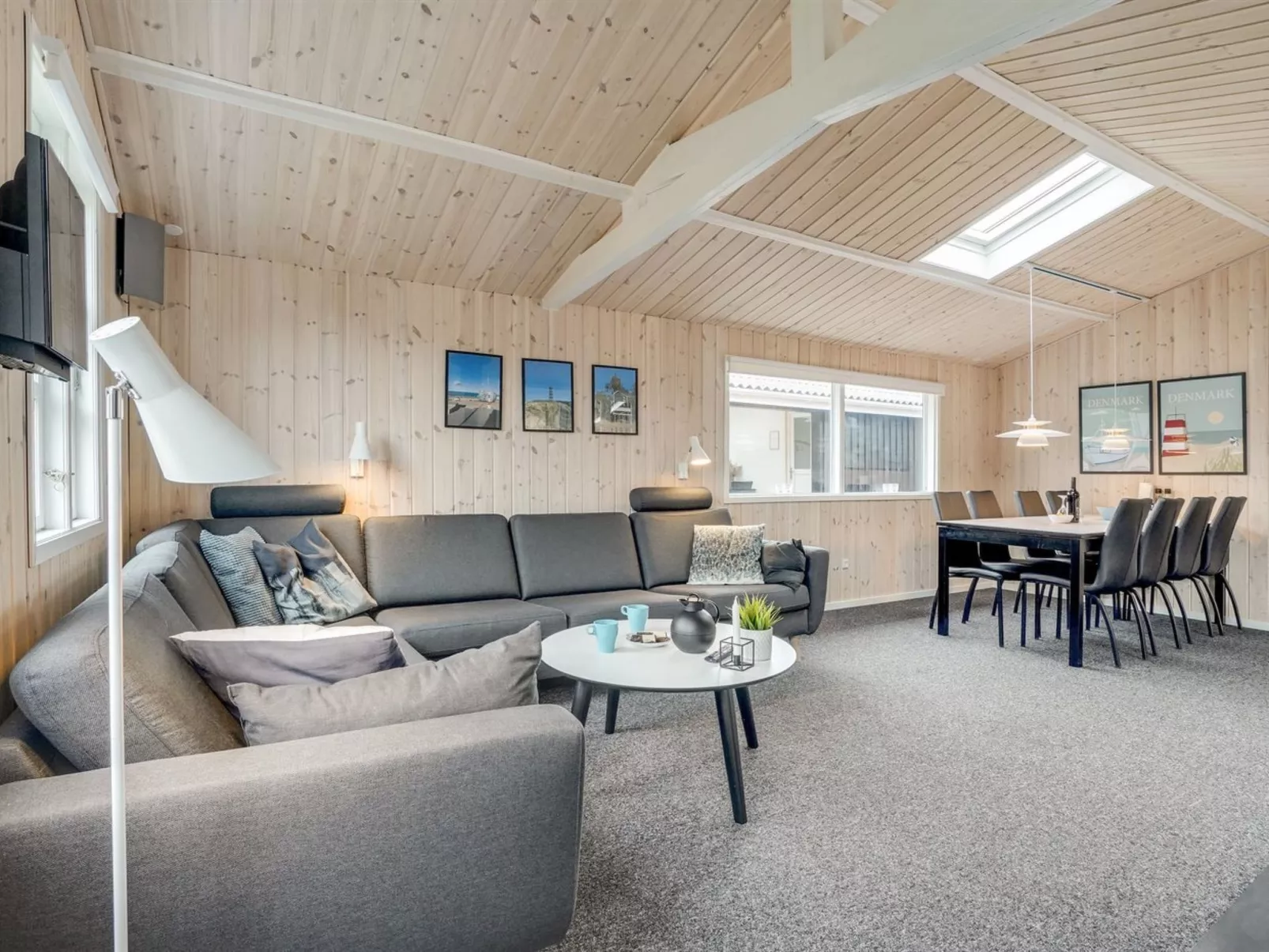 "Eldert" - 1.2km from the sea-Inside