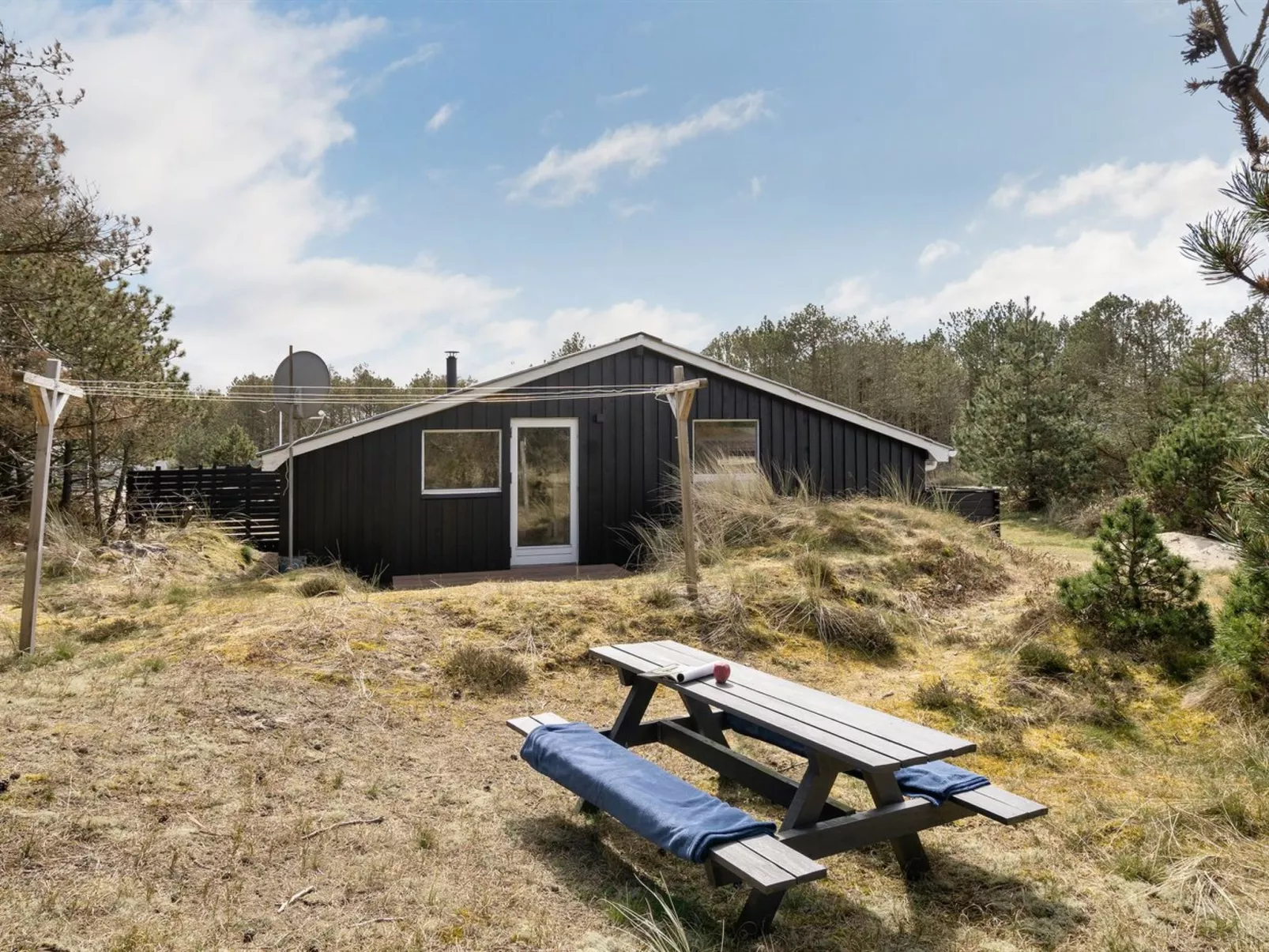 "Eldert" - 1.2km from the sea-Outside