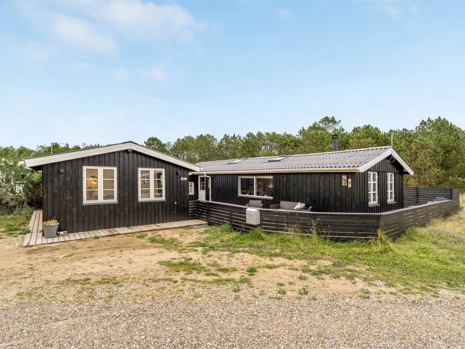 "Eldert" - 1.2km from the sea-Outside