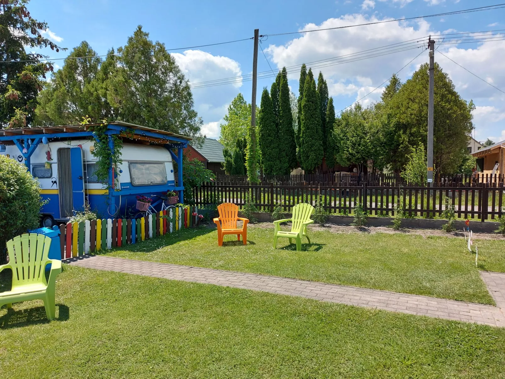 Gagarin 2-Outside
