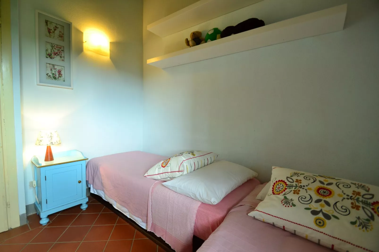 Geraneo-Bedroom