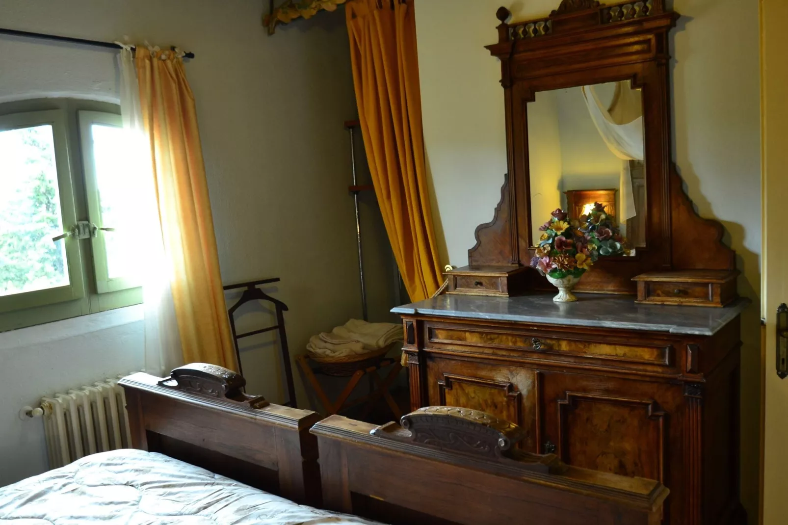 Geraneo-Bedroom