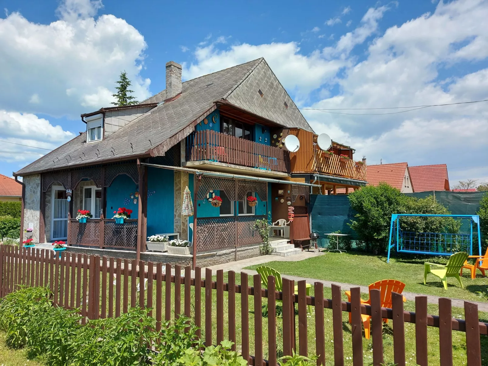 Gagarin 1 (MAF136)-Outside